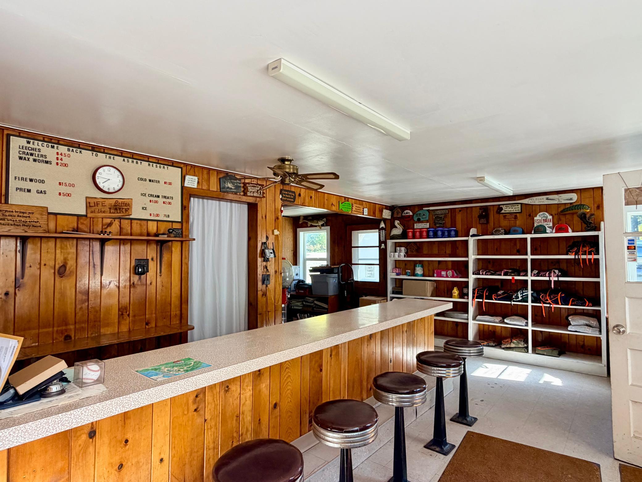 10415 Cr-82 Property Photo 8