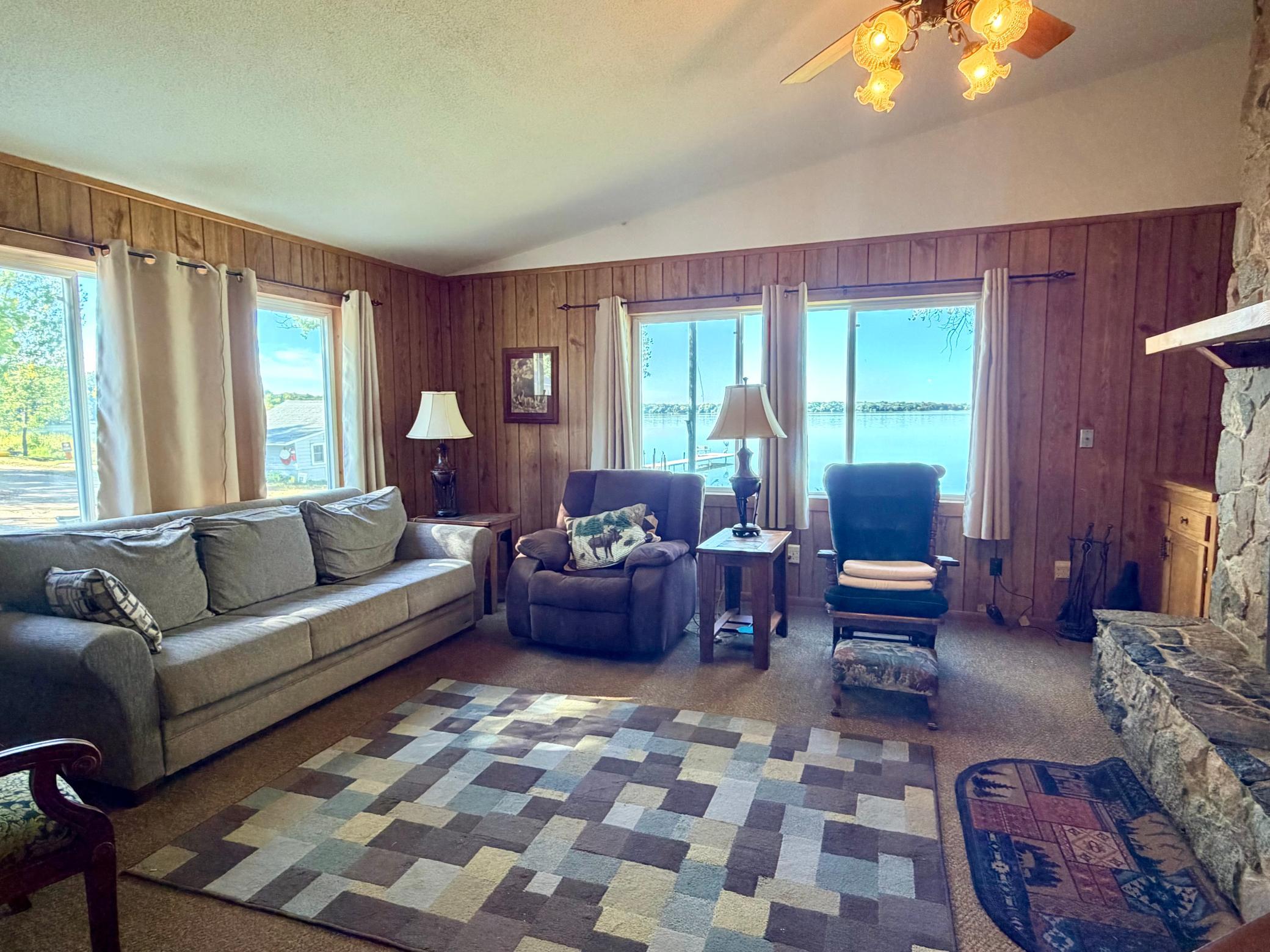 10415 Cr-82 Property Photo 18