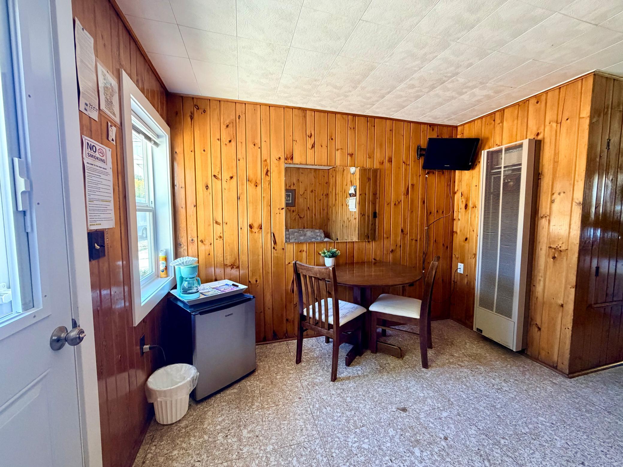10415 Cr-82 Property Photo 37