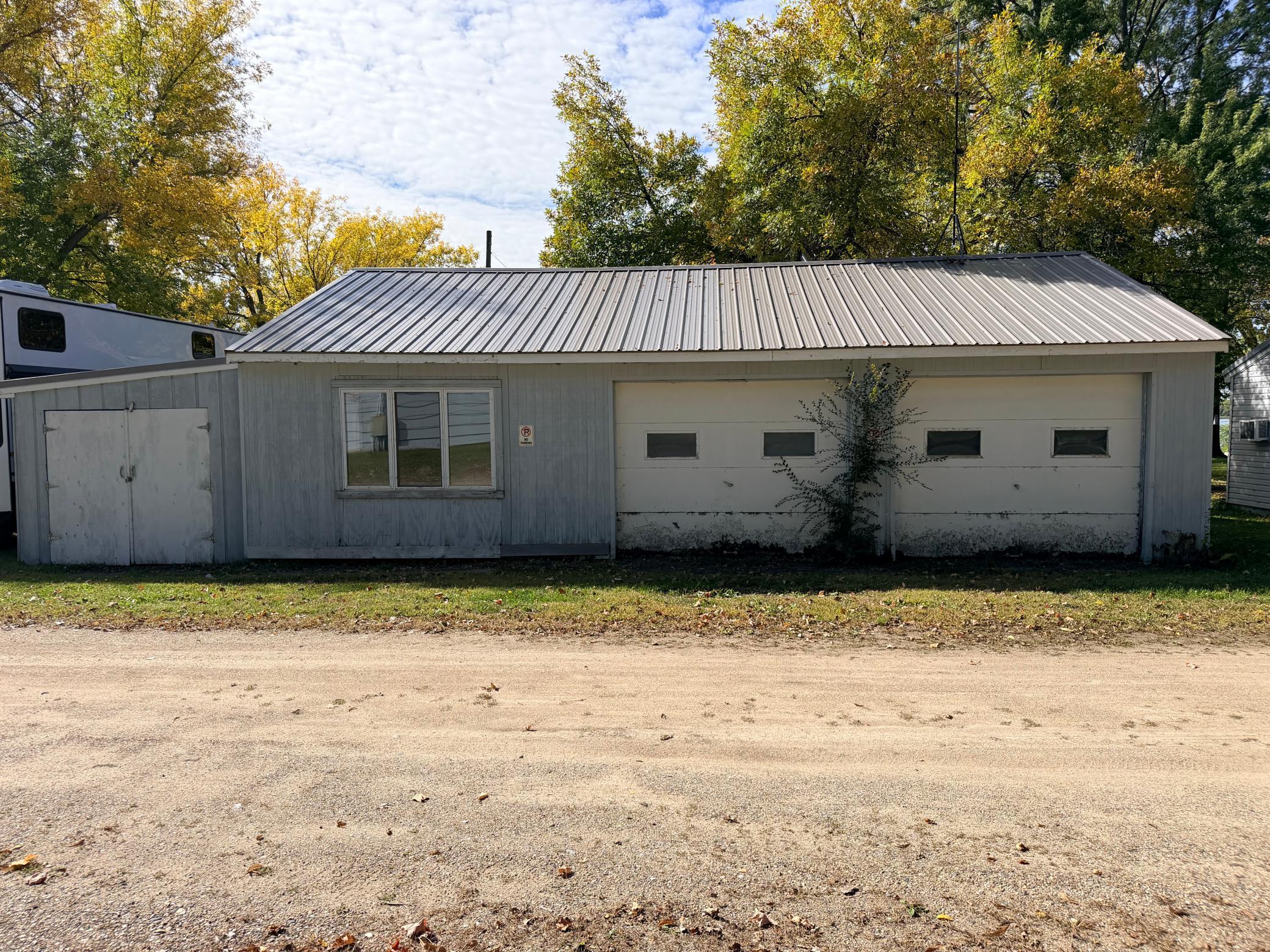 10415 Cr-82 Property Photo 133