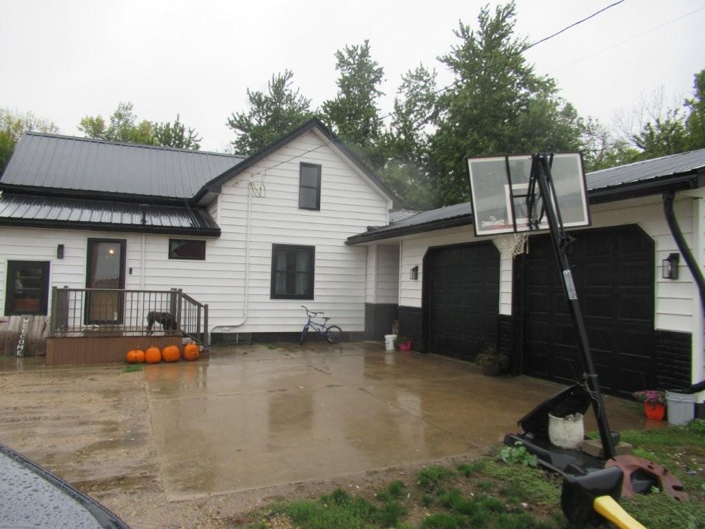 760 70th Avenue Property Photo 1