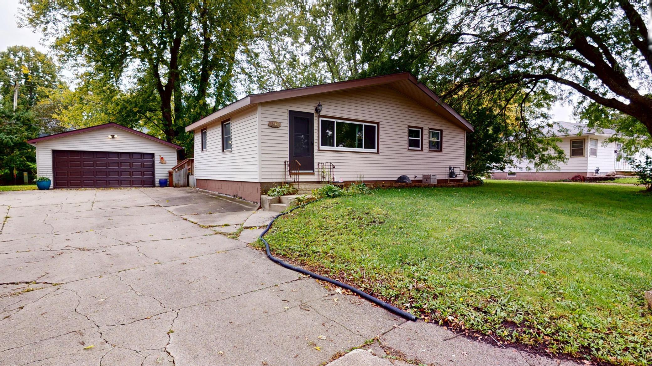 1314 Fairlane Terrace Property Photo 1