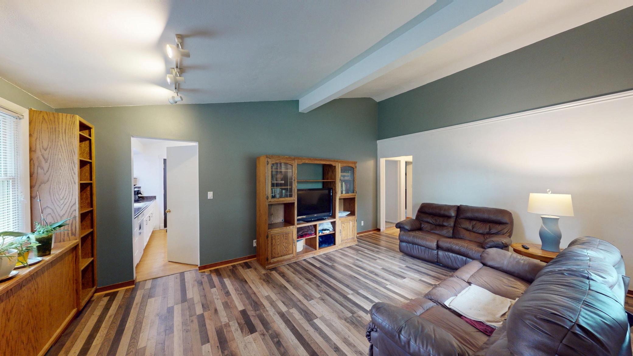 1314 Fairlane Terrace Property Photo 3