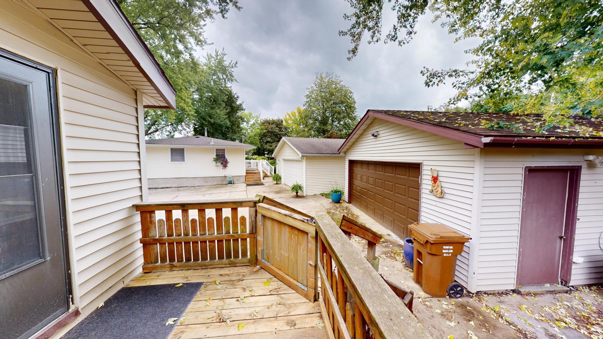1314 Fairlane Terrace Property Photo 25