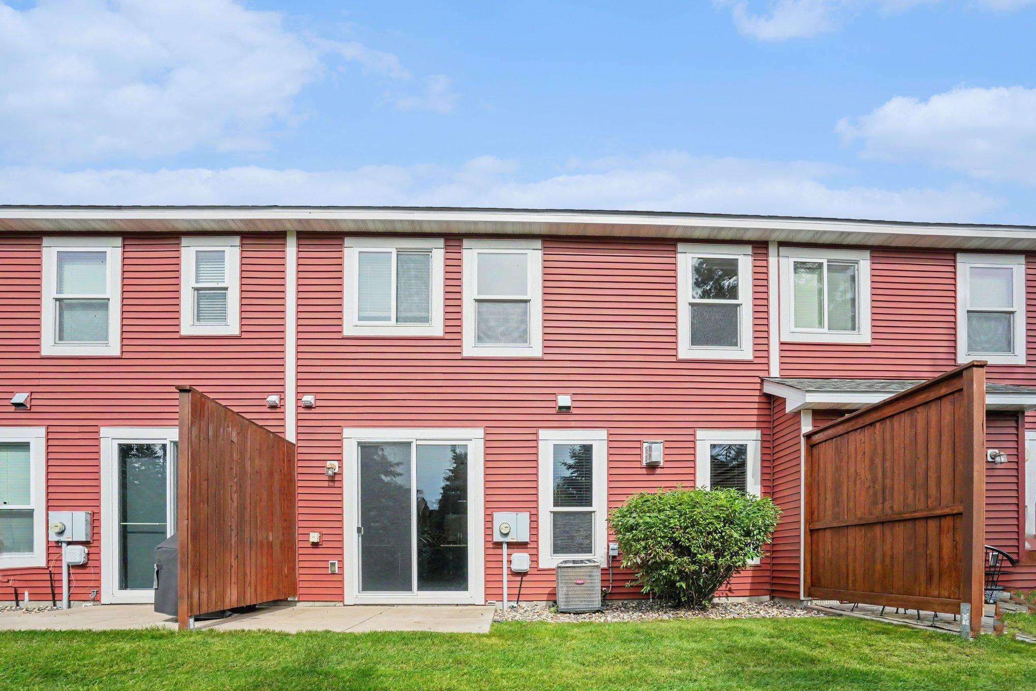 12516 Naples Street Ne D Property Photo 27