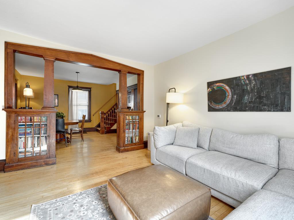 2649 Longfellow Avenue Property Photo 3