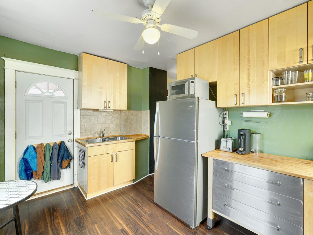2649 Longfellow Avenue Property Photo 7
