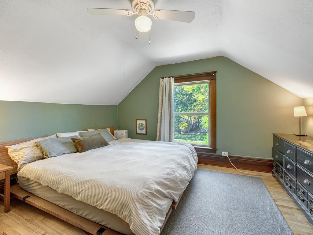 2649 Longfellow Avenue Property Photo 11