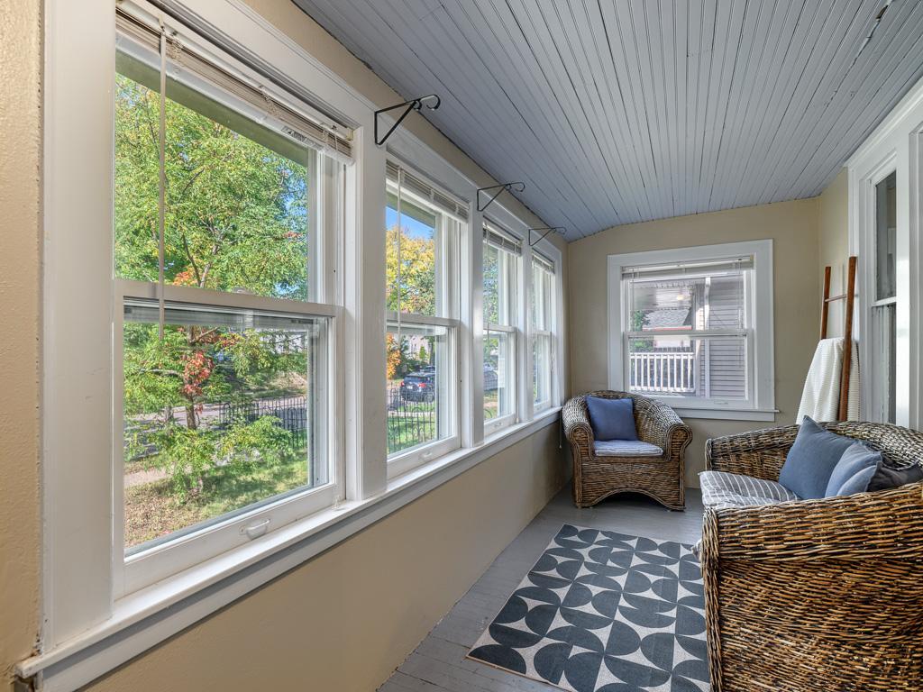 2649 Longfellow Avenue Property Photo 18