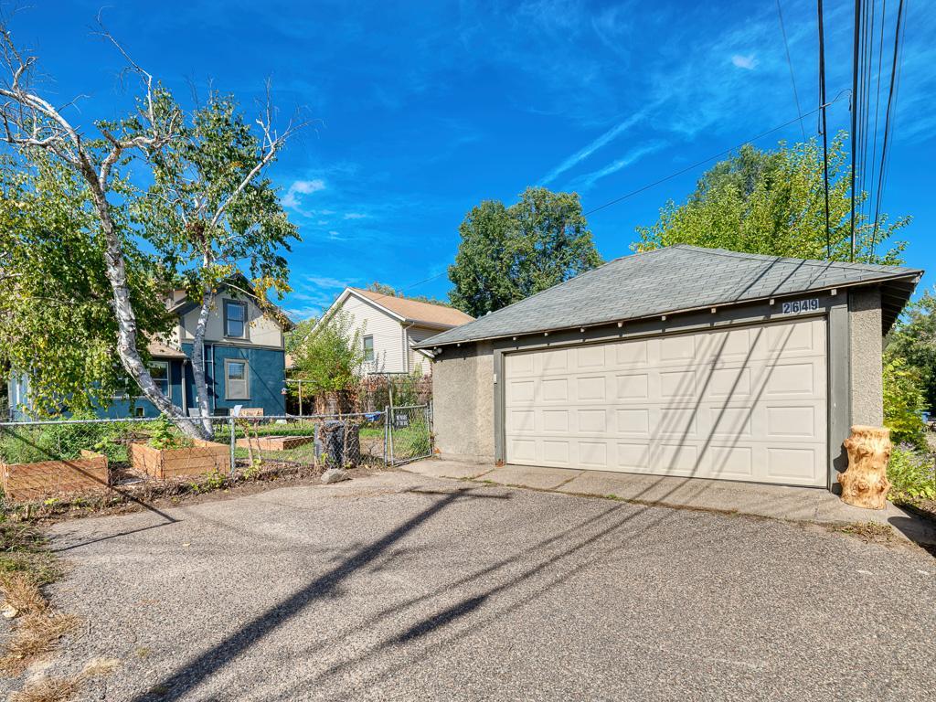2649 Longfellow Avenue Property Photo 24