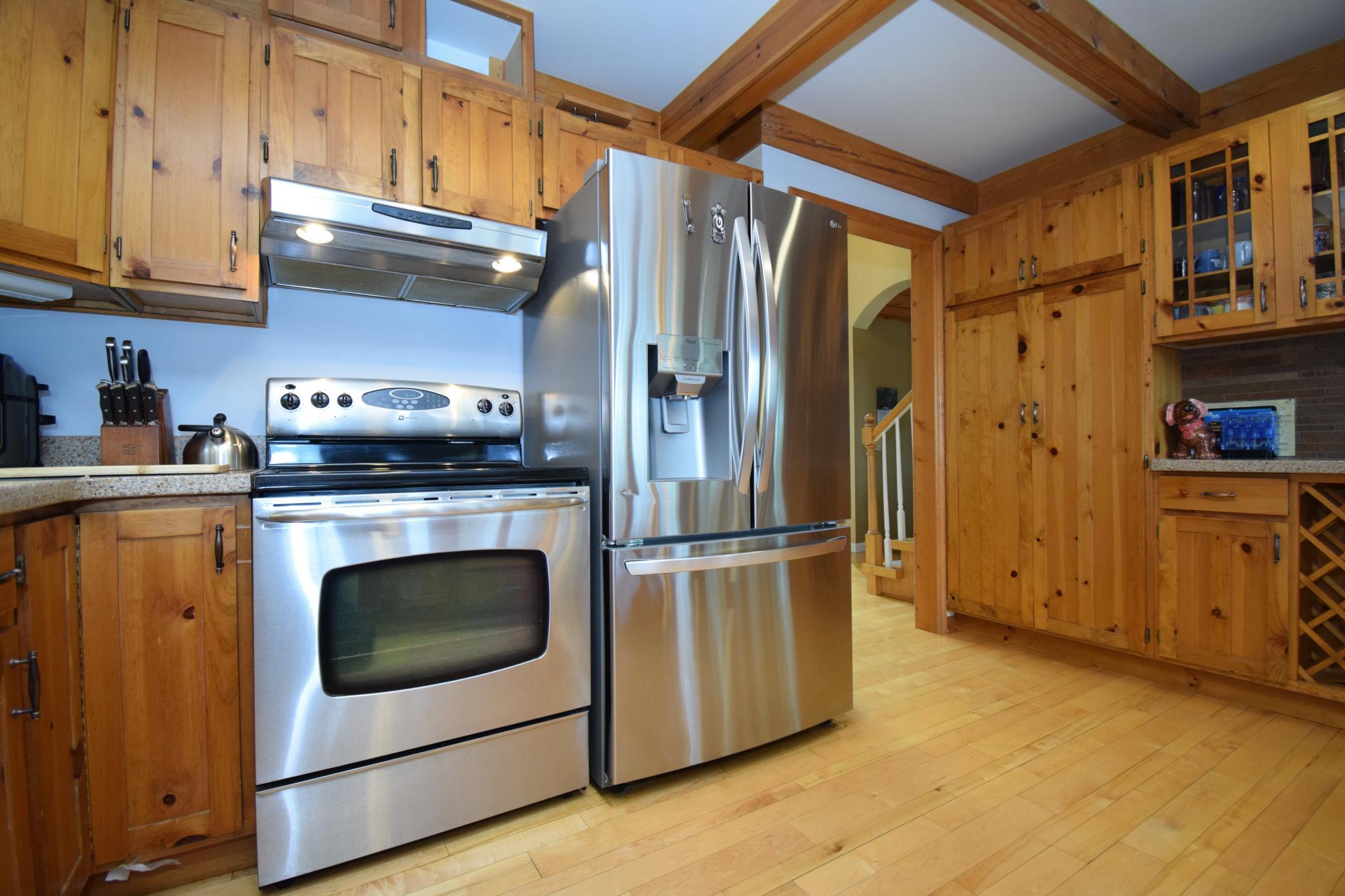 27158 Hersant Road Property Photo 12