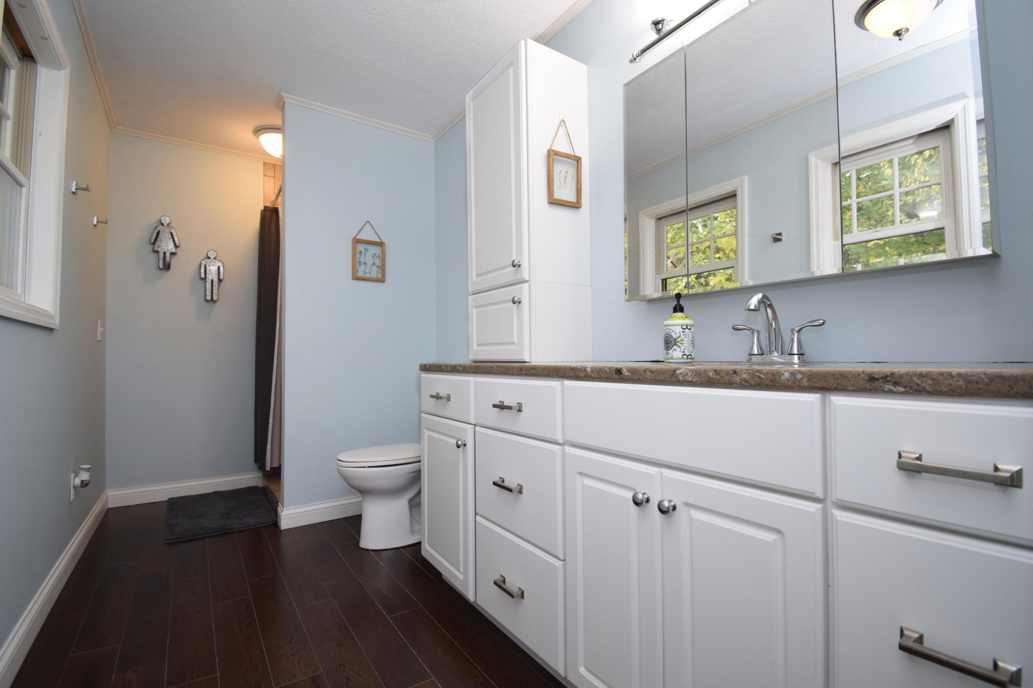 27158 Hersant Road Property Photo 16