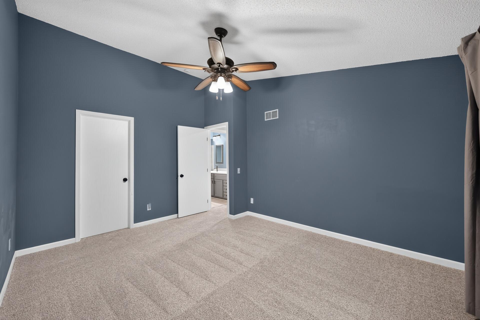 4867 Richard Lane Property Photo 11