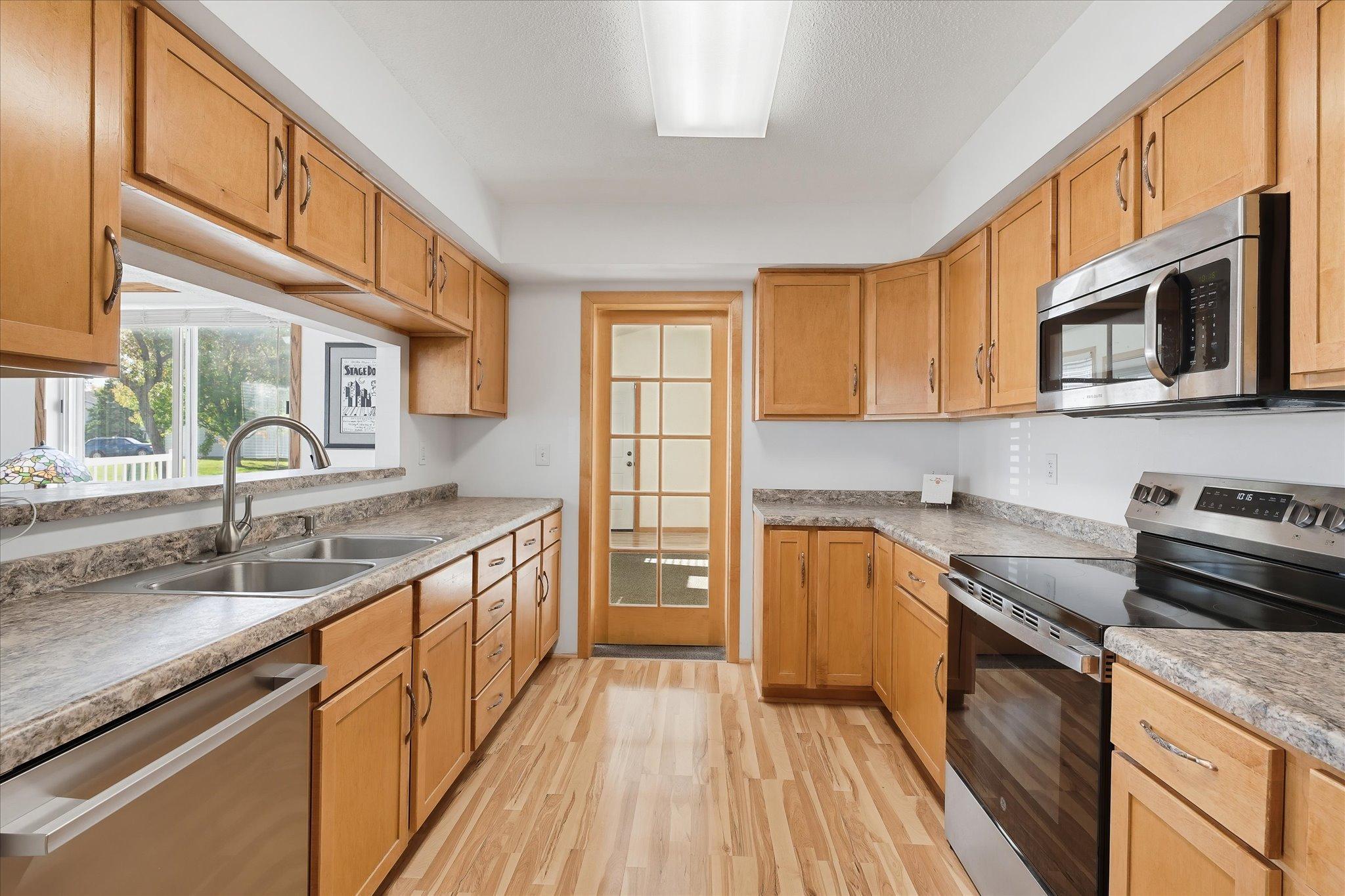7698 157th Street W Property Photo 3