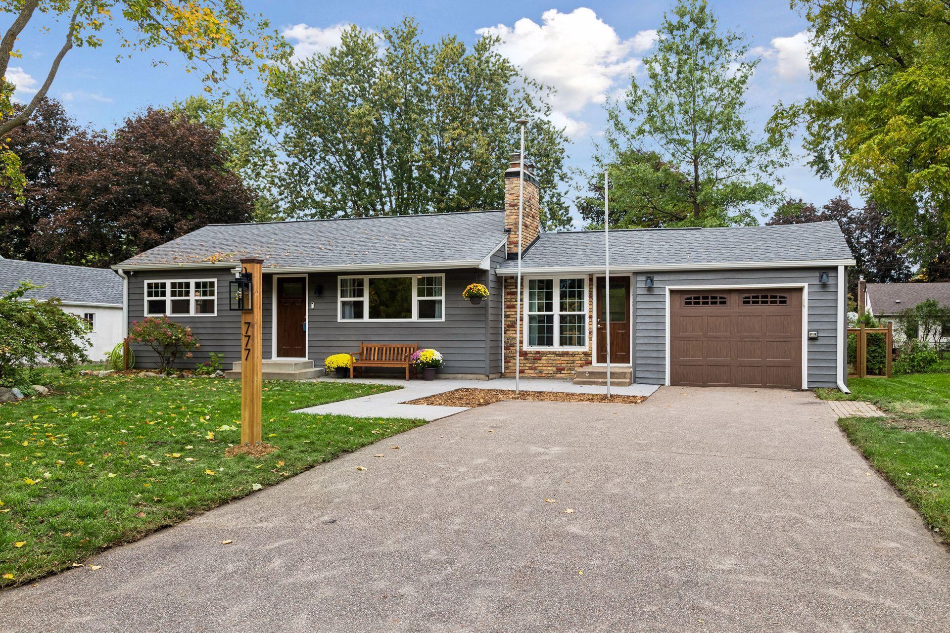 777 Cope Avenue W Property Photo 2