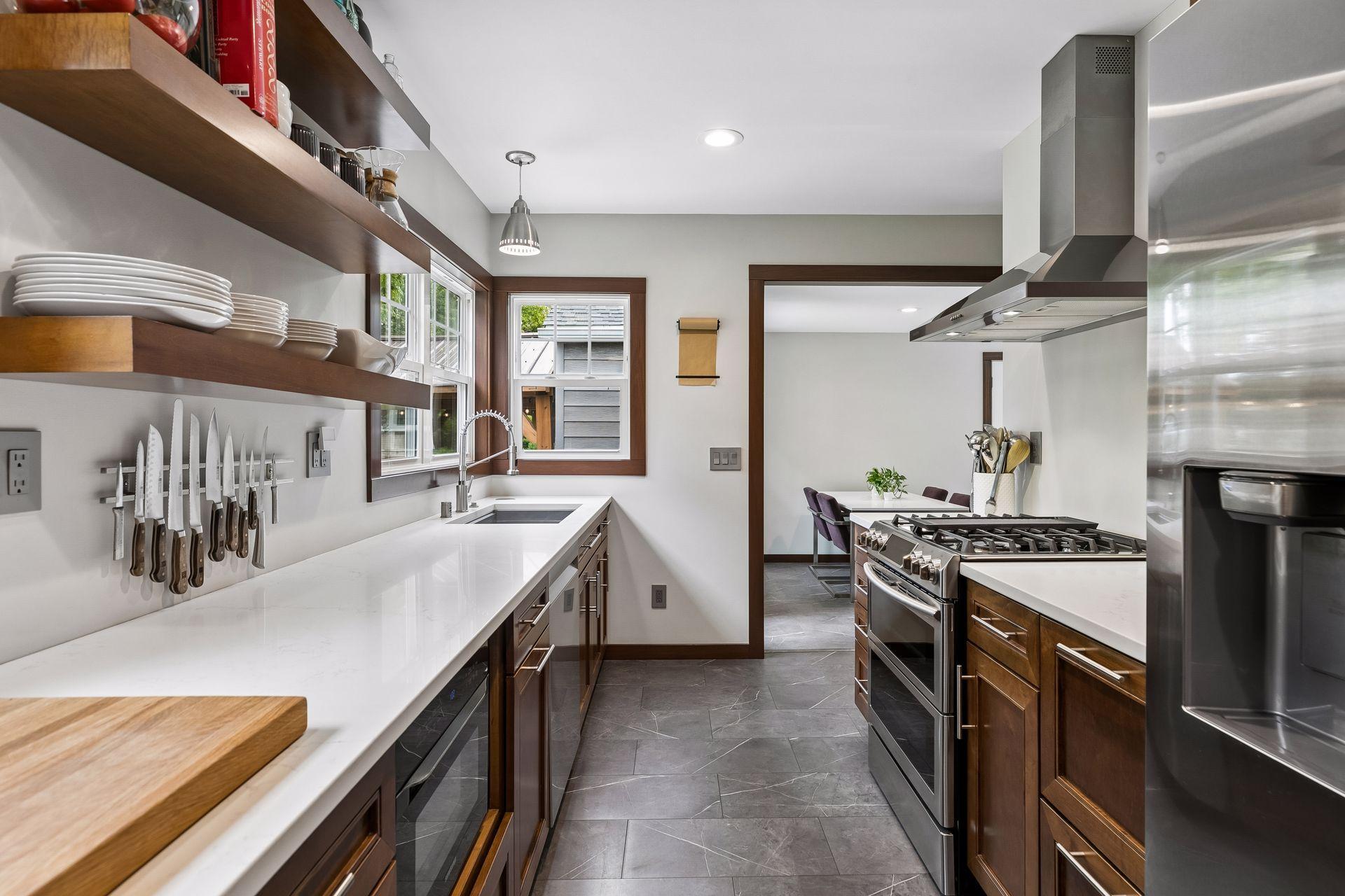 777 Cope Avenue W Property Photo 14
