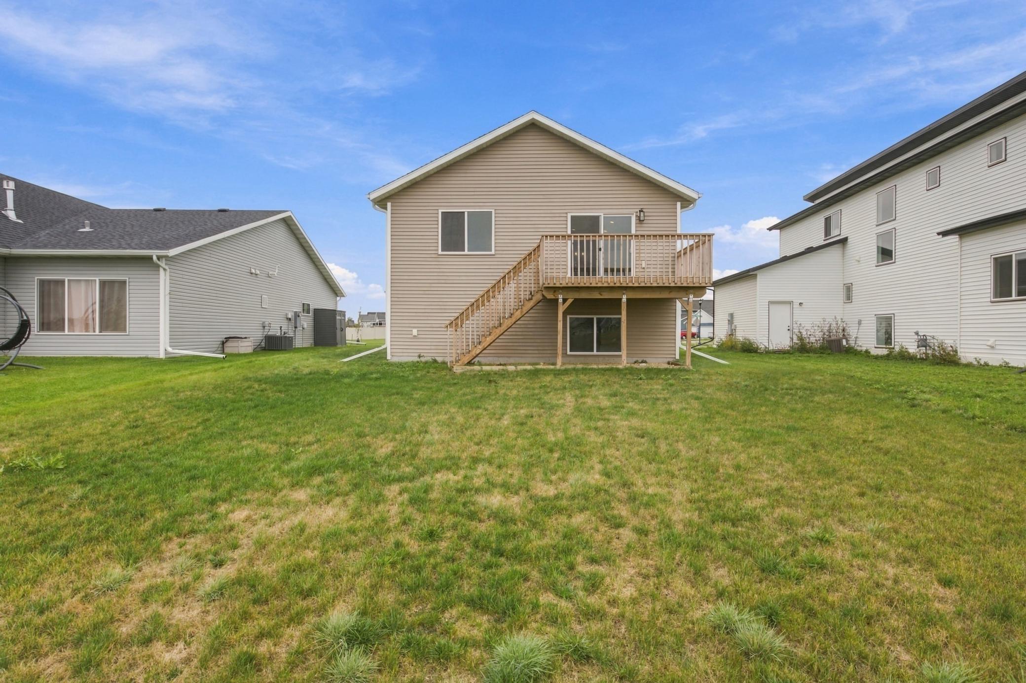 7691 Cub Creek Way Property Photo 4