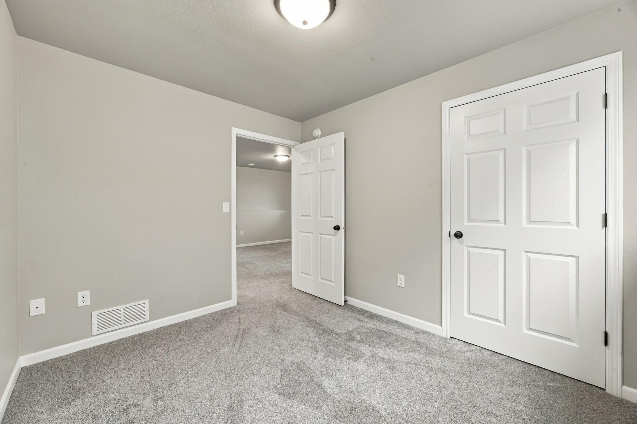 7691 Cub Creek Way Property Photo 25