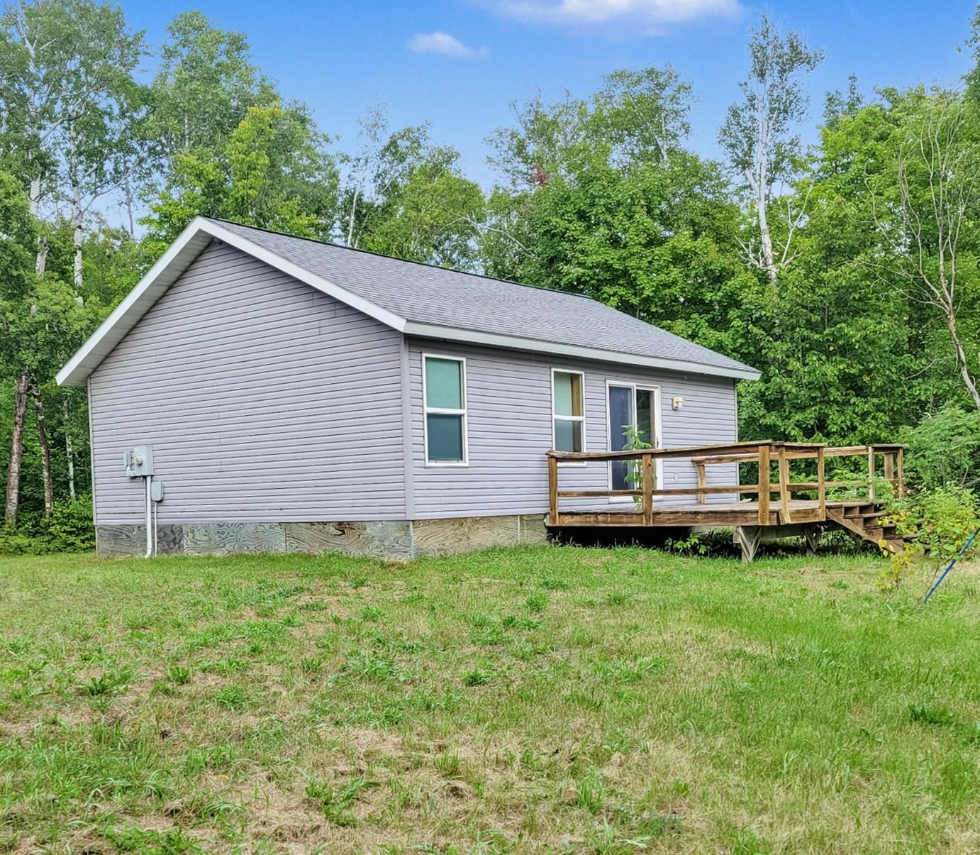 6814 Silent Water Road Ne Property Photo 1