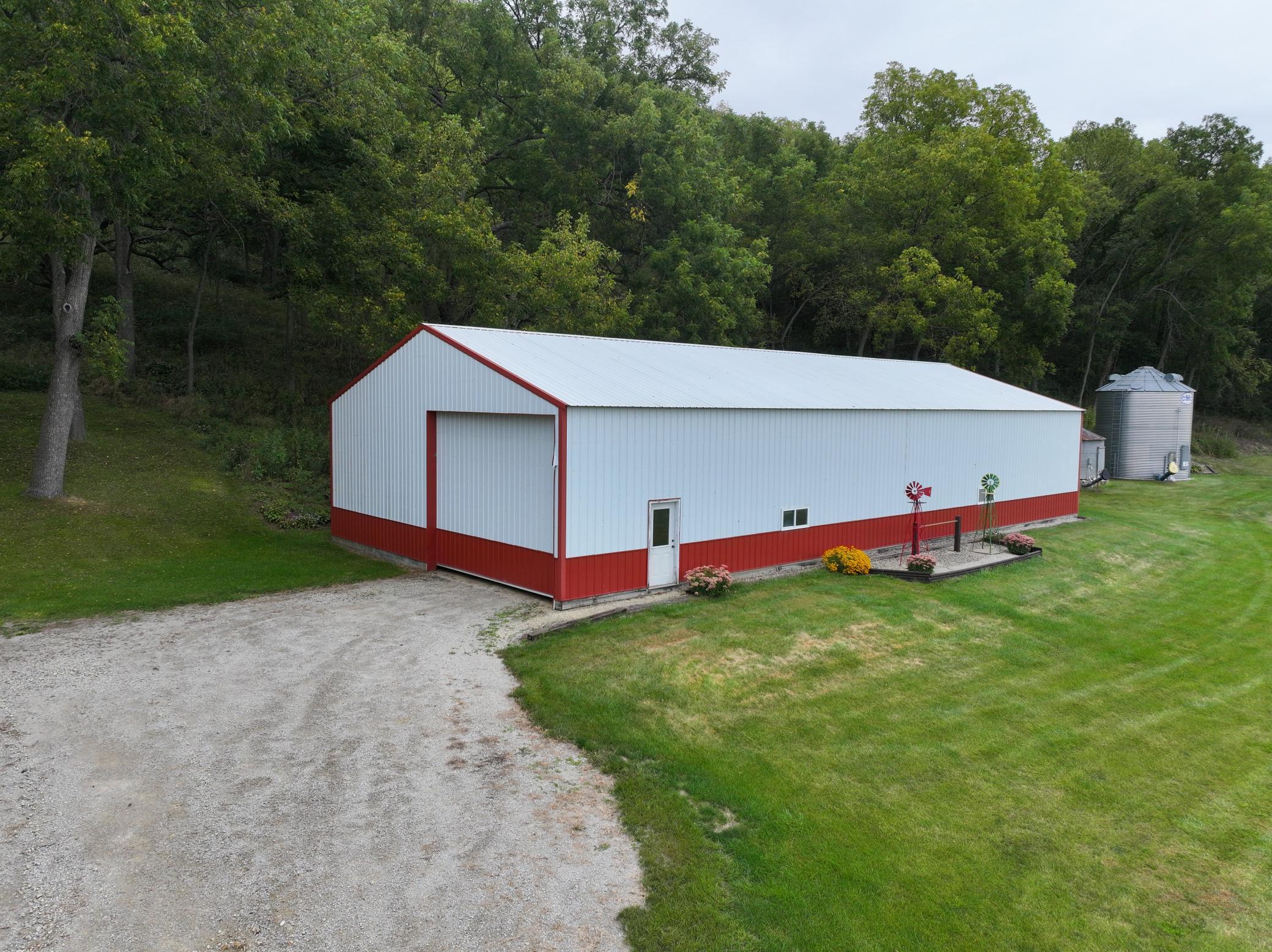 9516 County 4 Property Photo 9
