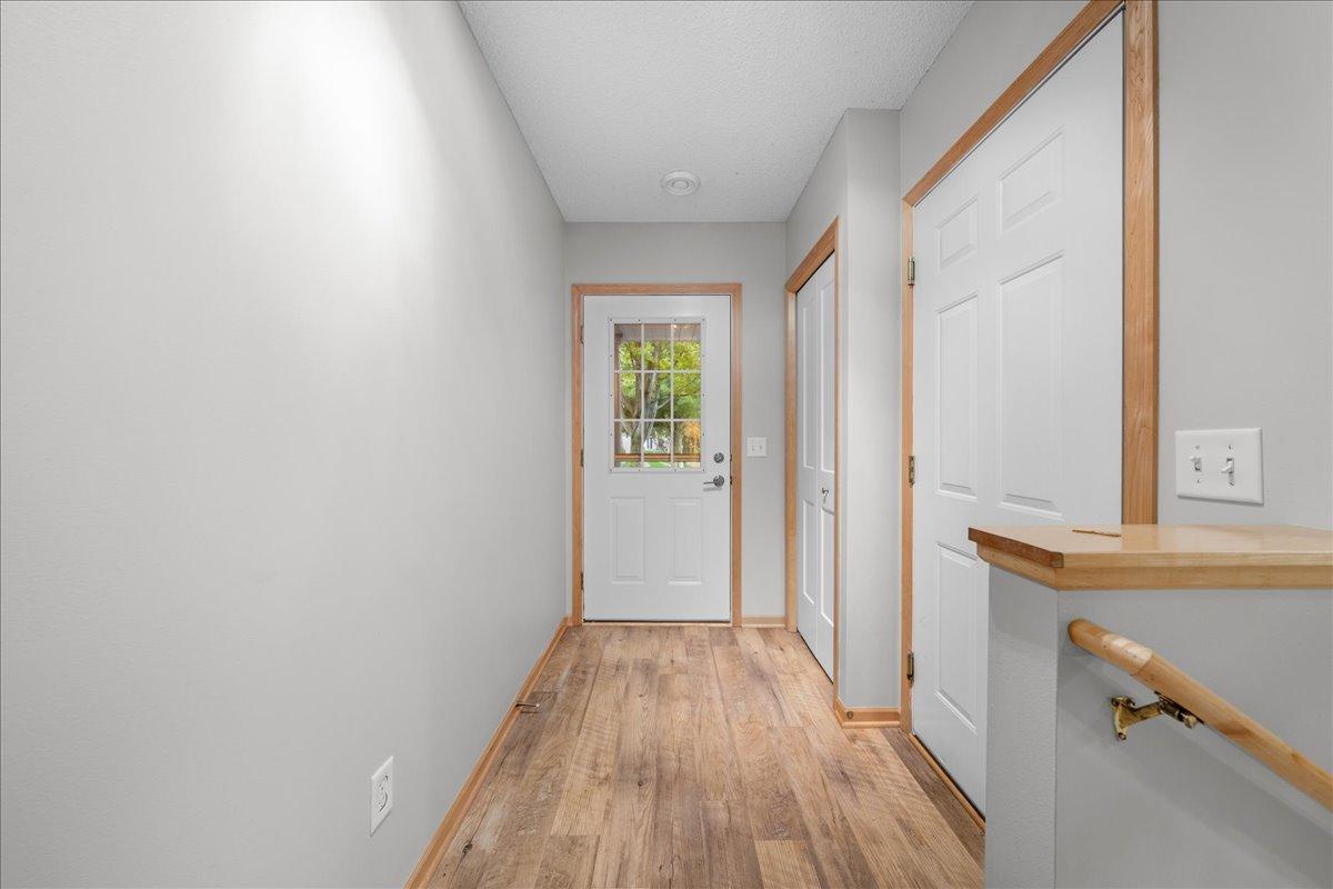 2226 Saint Johns Circle Property Photo 3