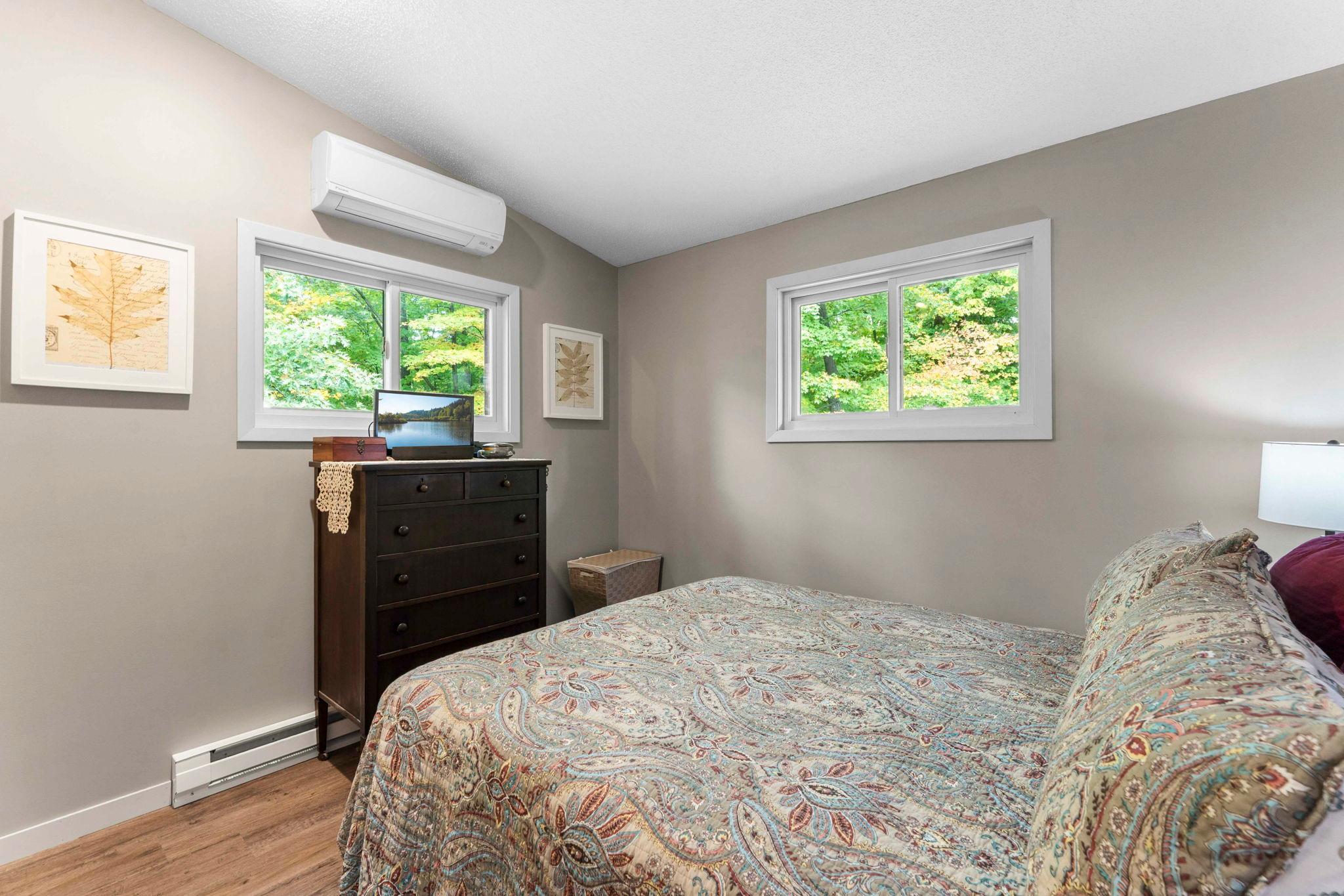 351 25 1/4 Avenue Property Photo 22