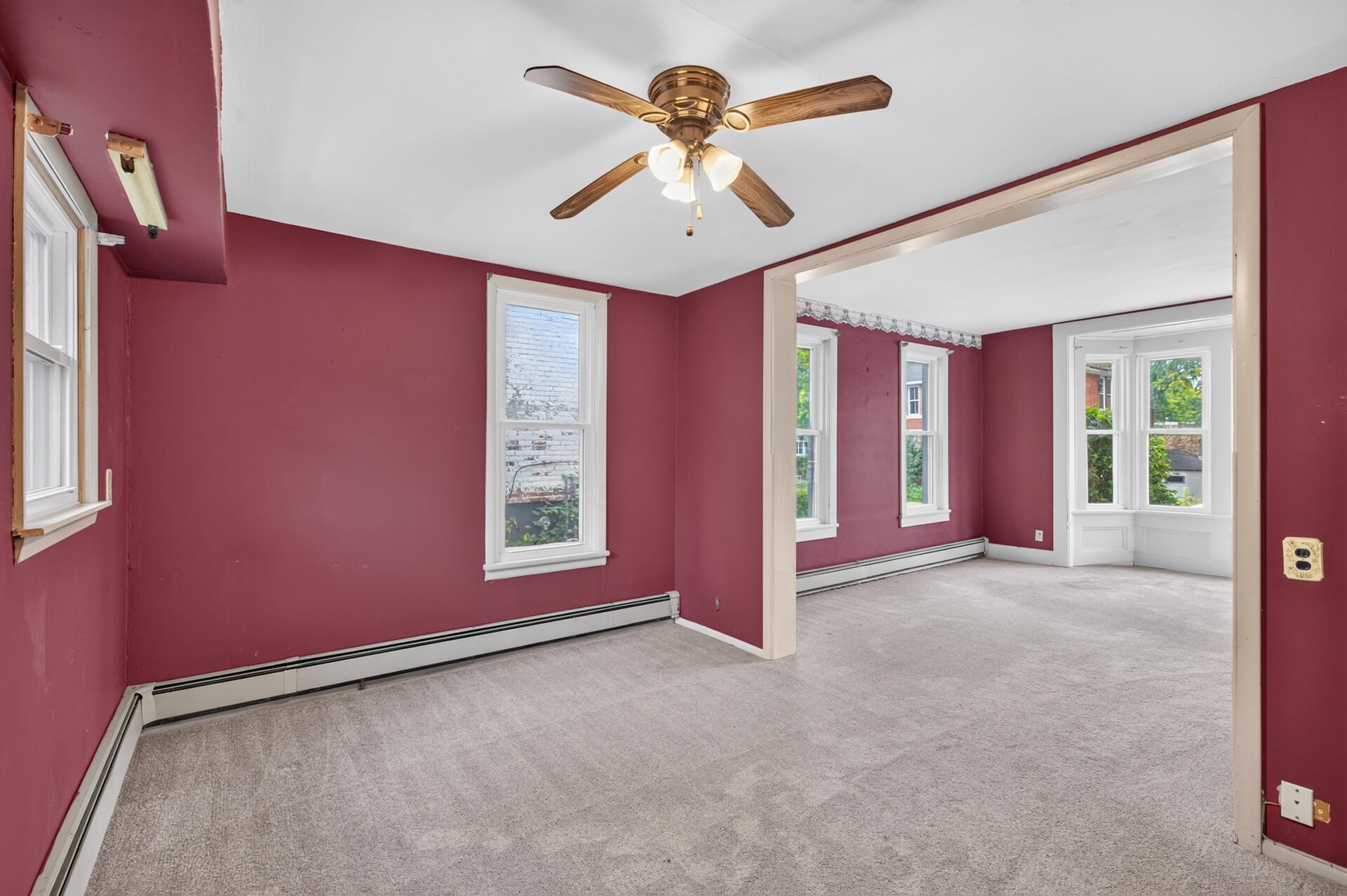 308 4th Street E Property Photo 14