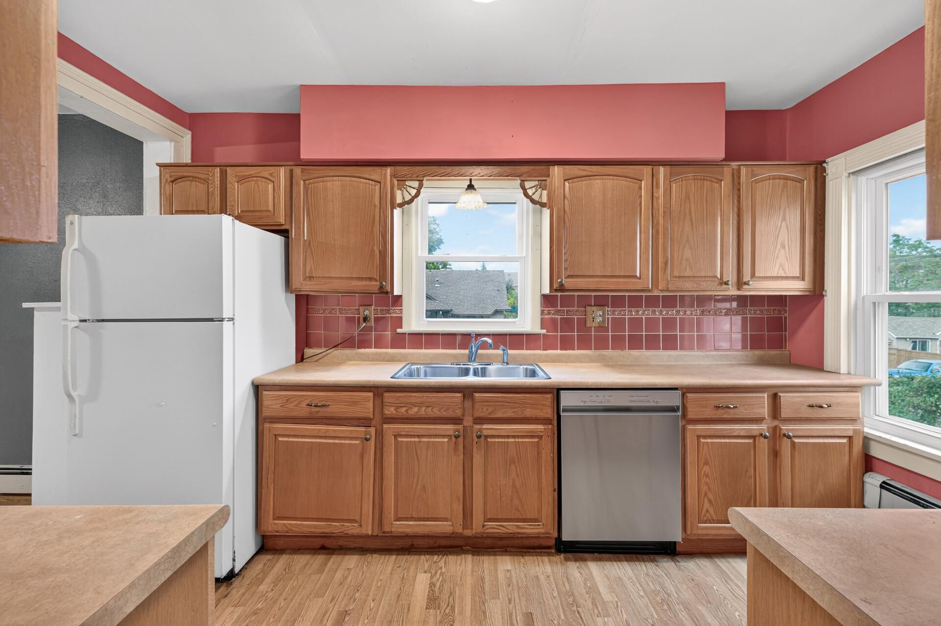 308 4th Street E Property Photo 20