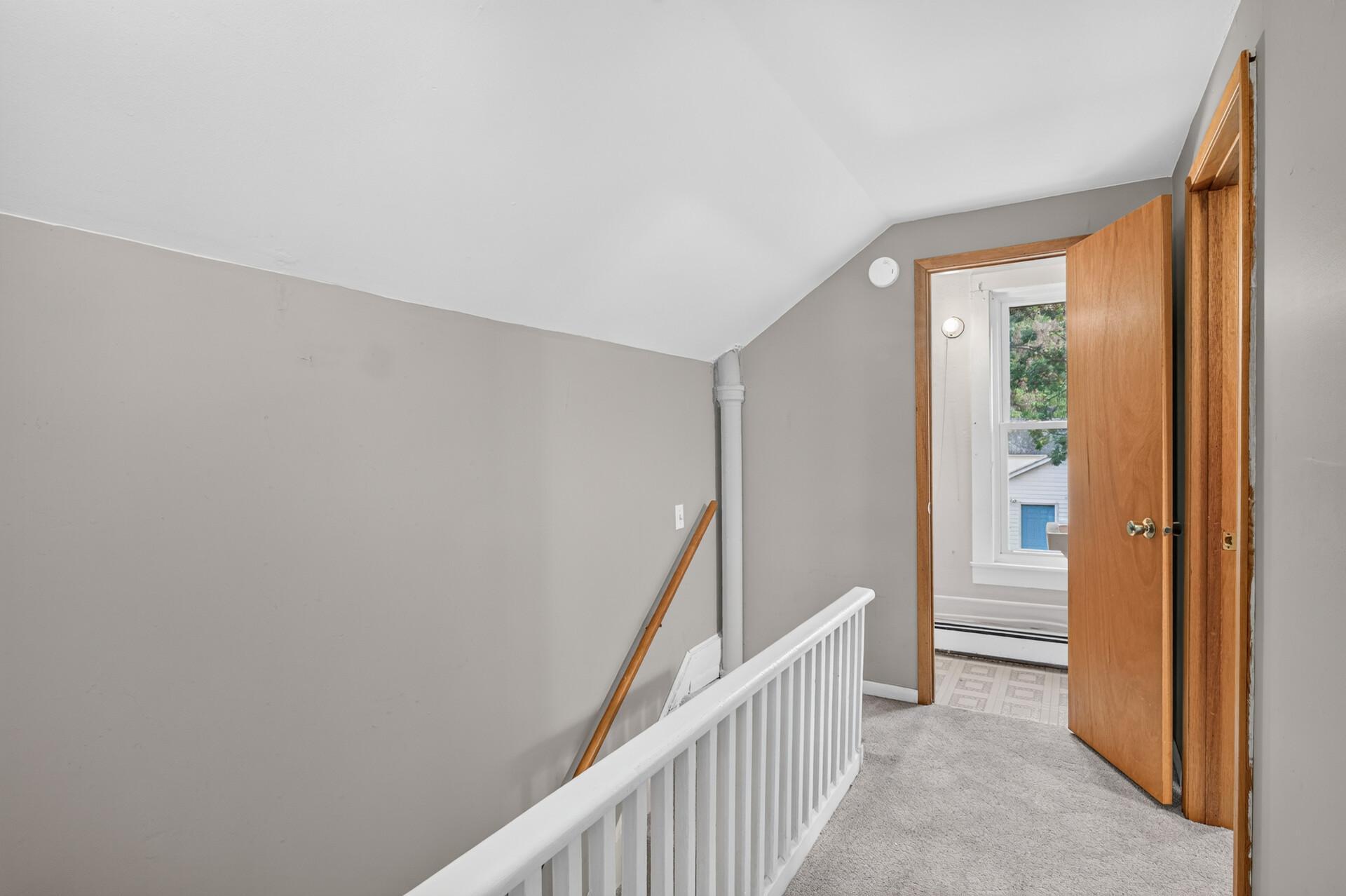 308 4th Street E Property Photo 22