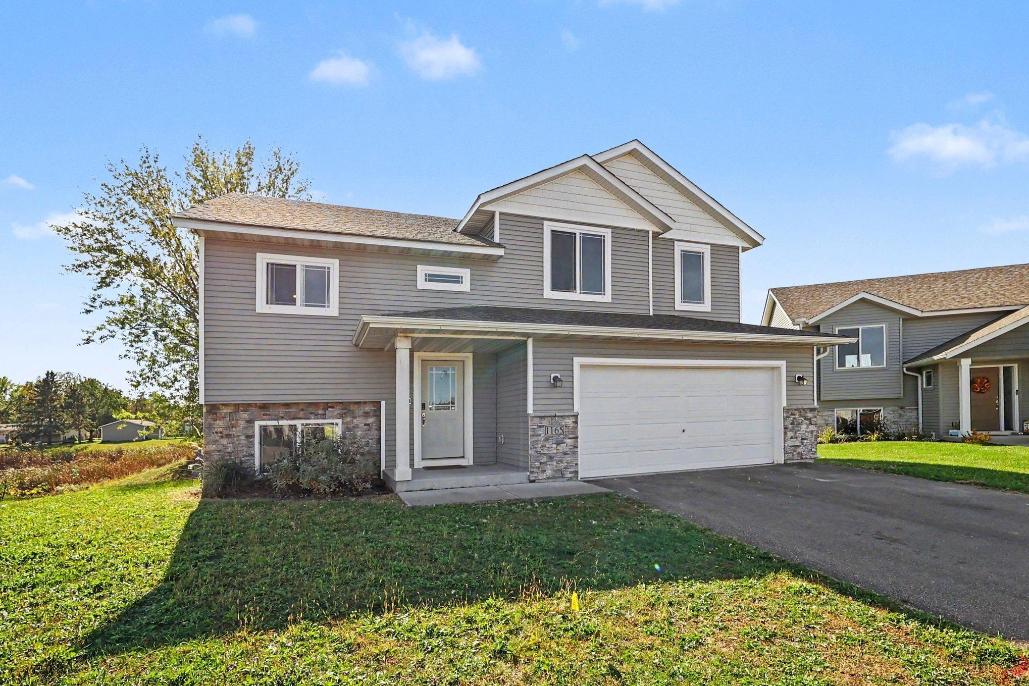 1165 Filkins Street Property Photo 1