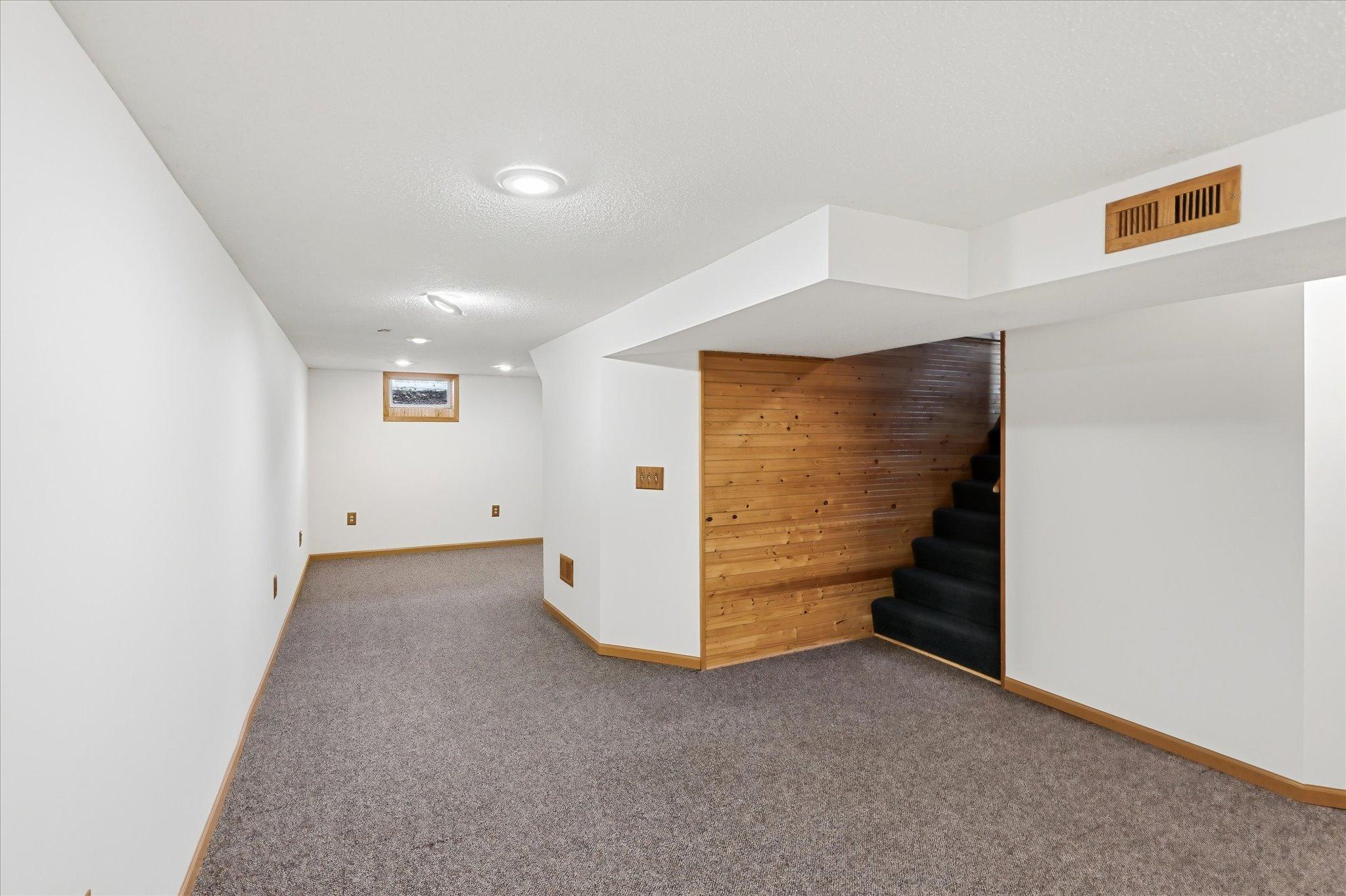 4070 Jay Lane Property Photo 14