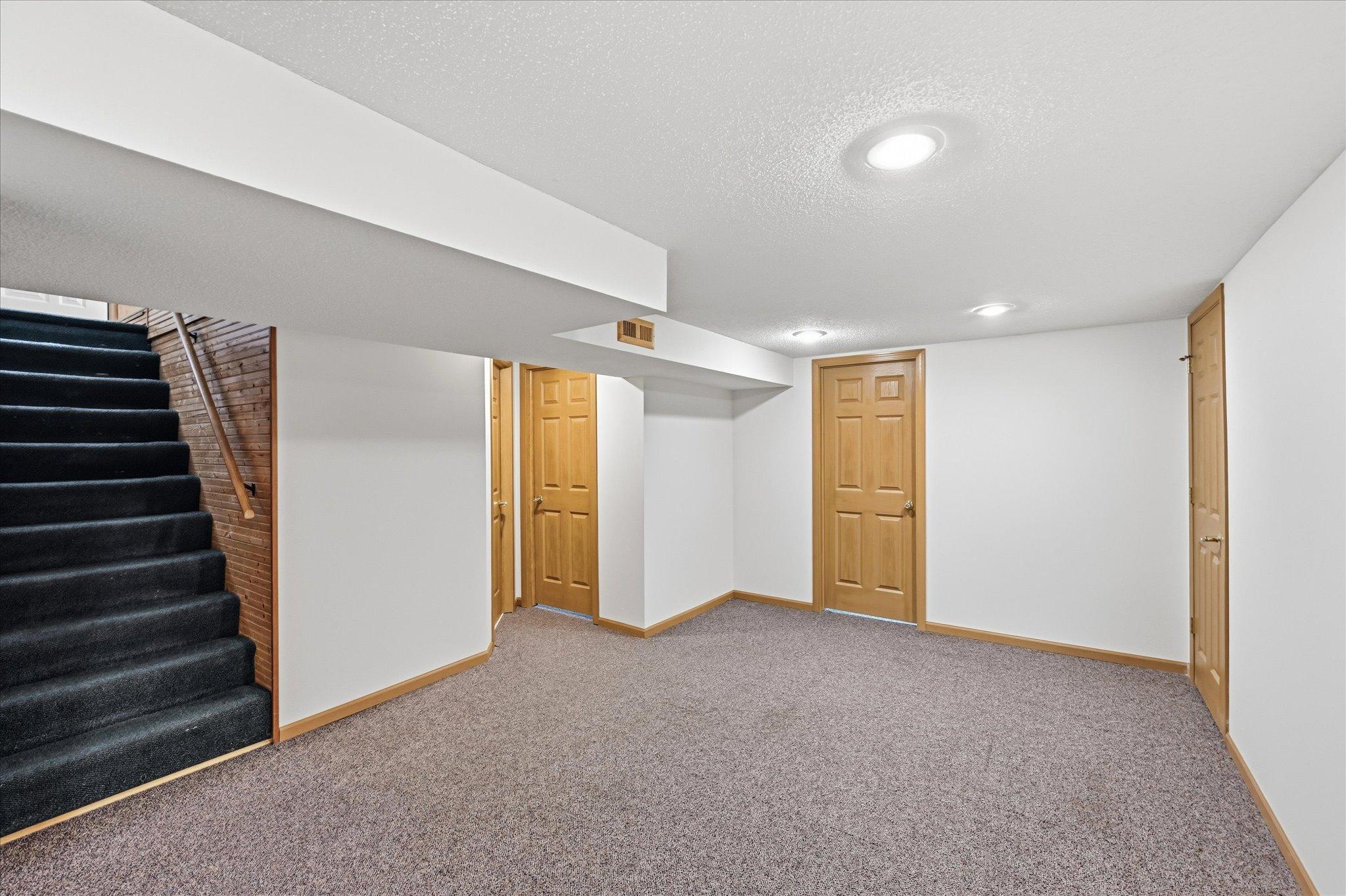 4070 Jay Lane Property Photo 15