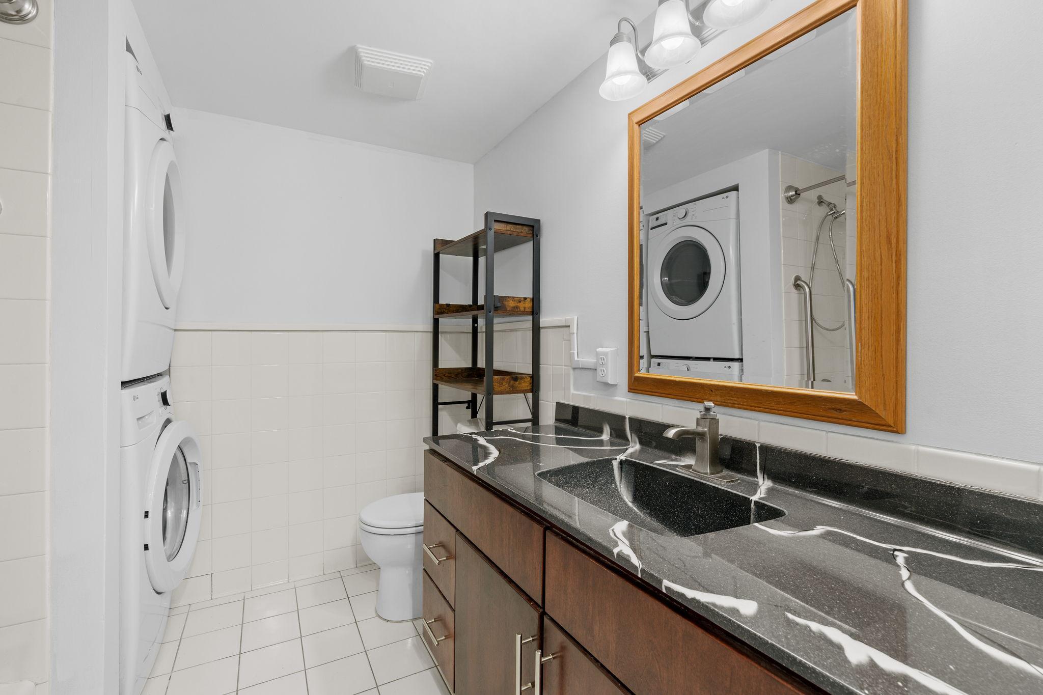 198 6th Street E 501 Property Photo 11