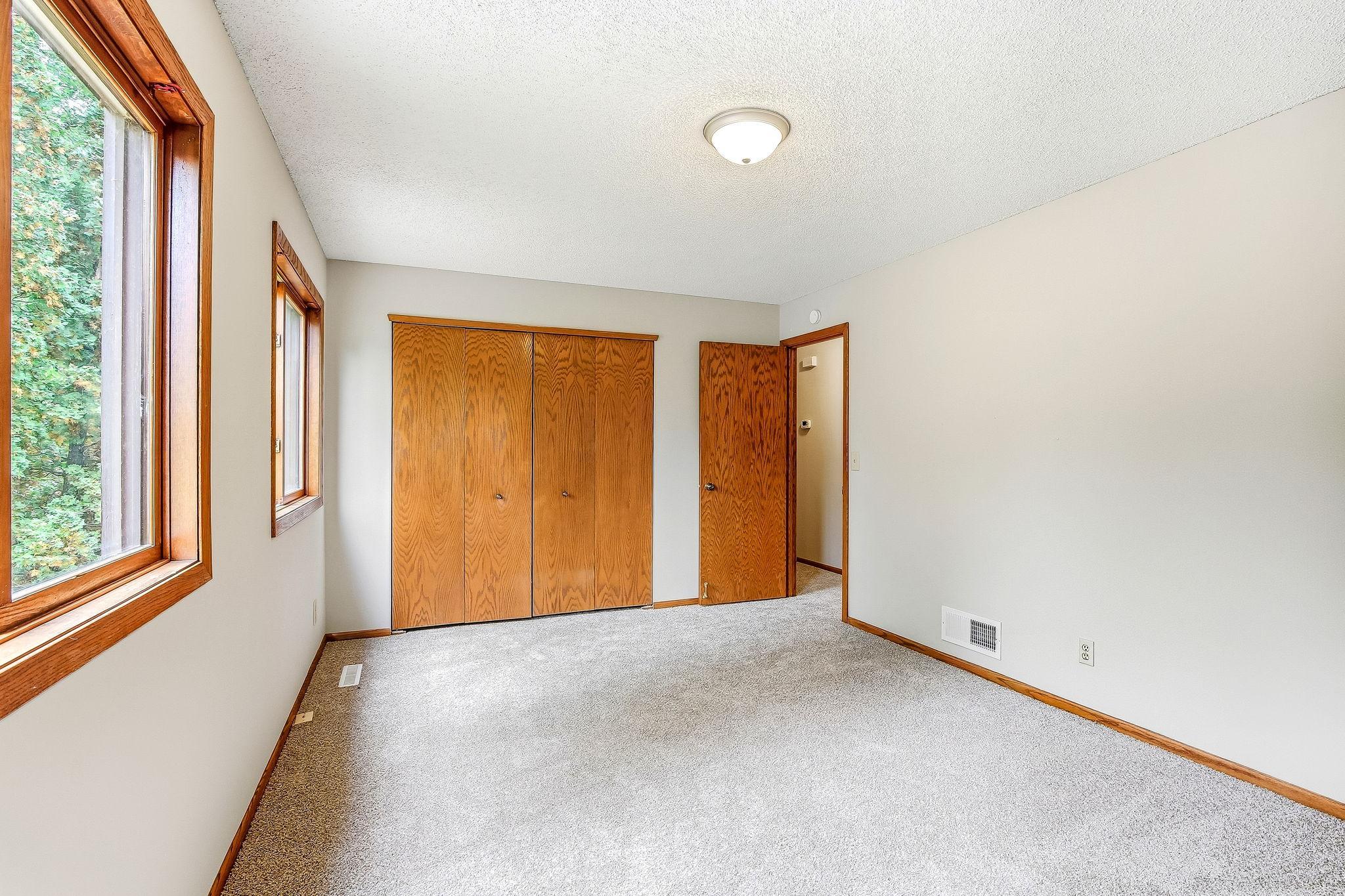162 Quehl Avenue N Property Photo 17