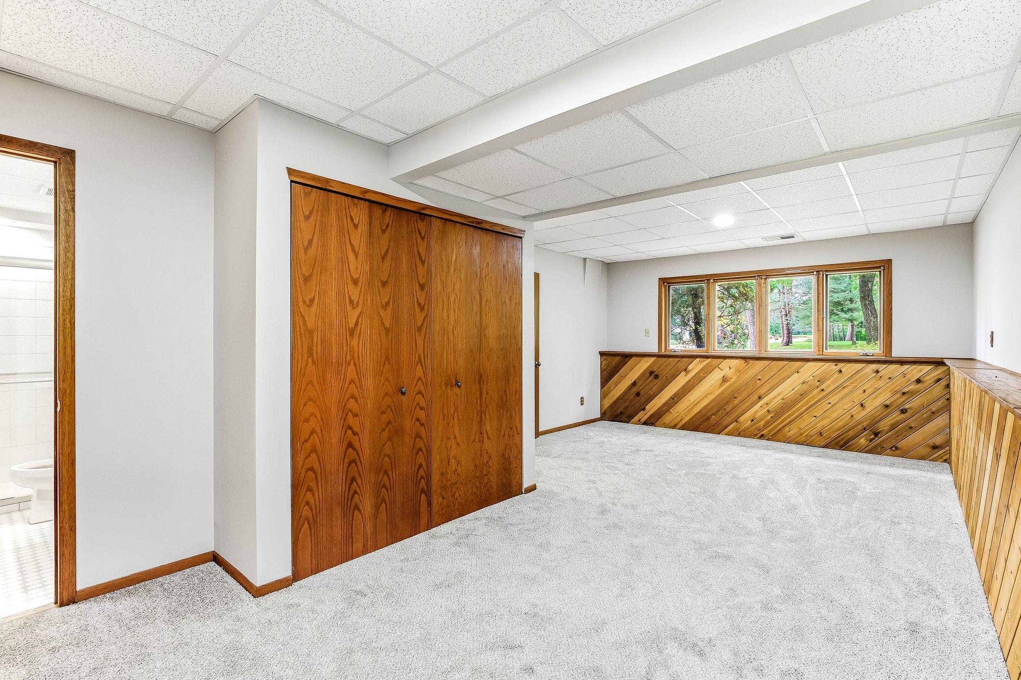162 Quehl Avenue N Property Photo 21