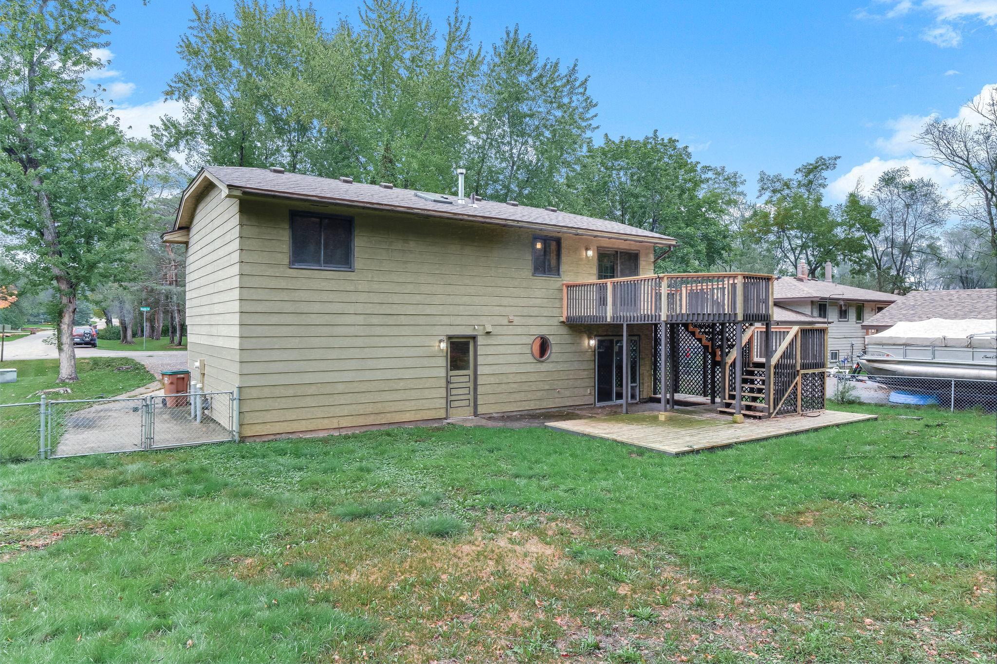 162 Quehl Avenue N Property Photo 25