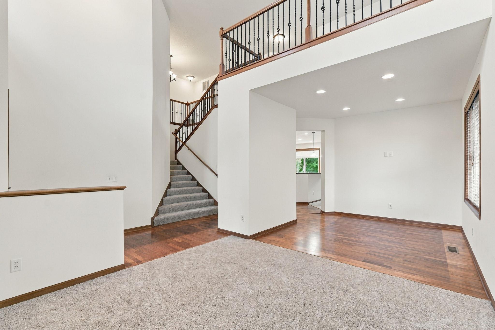 6813 67th Street Ne Property Photo 2