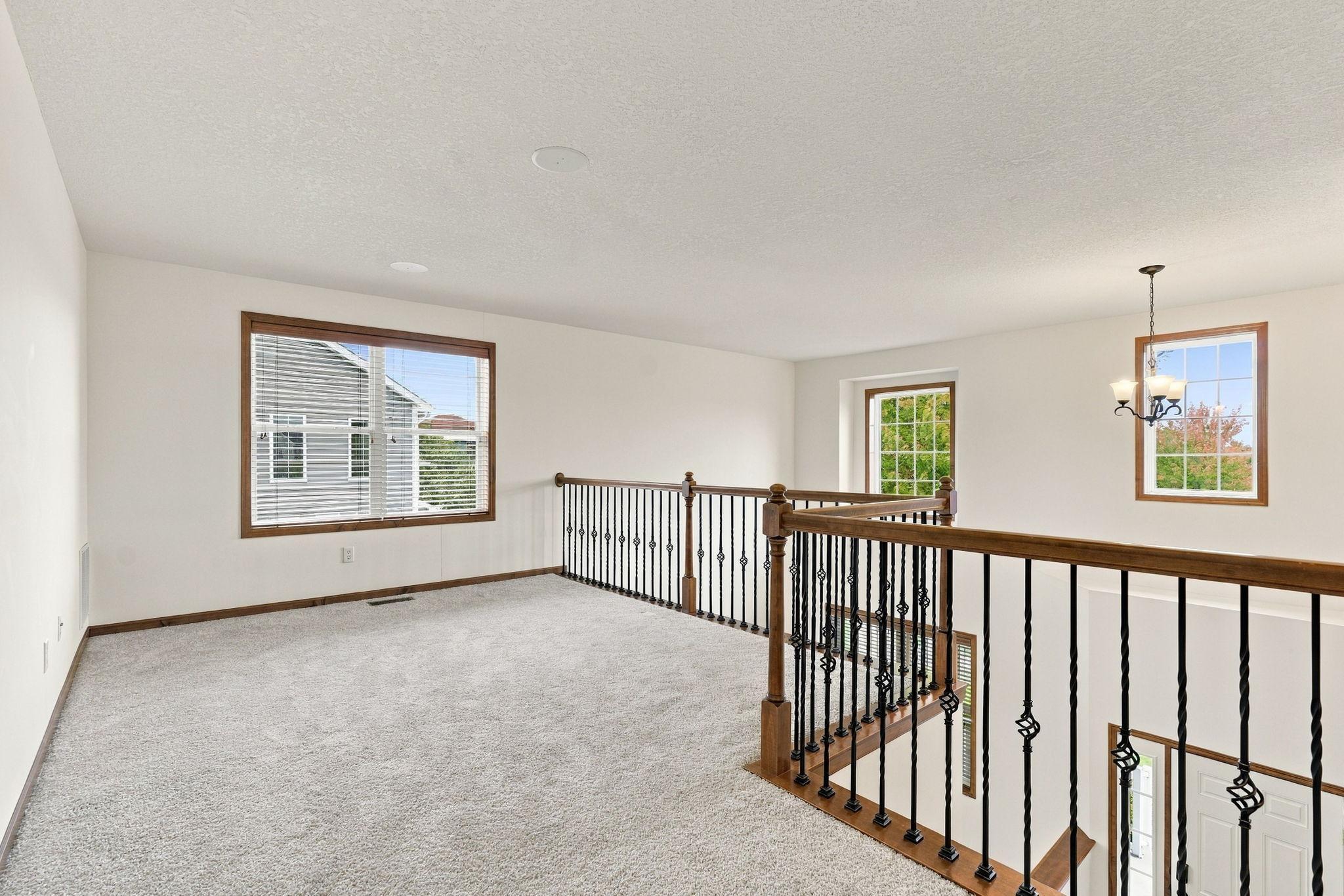 6813 67th Street Ne Property Photo 12