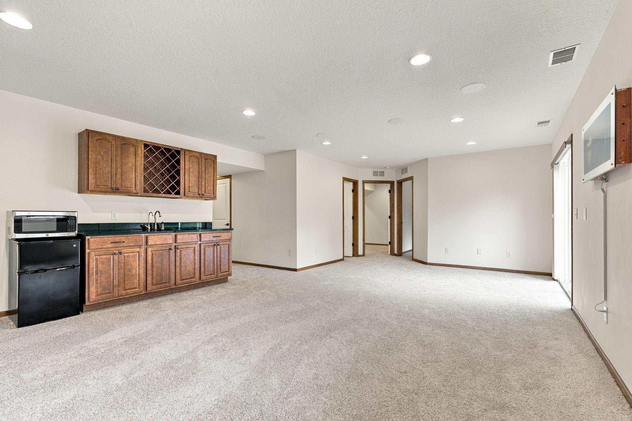 6813 67th Street Ne Property Photo 28
