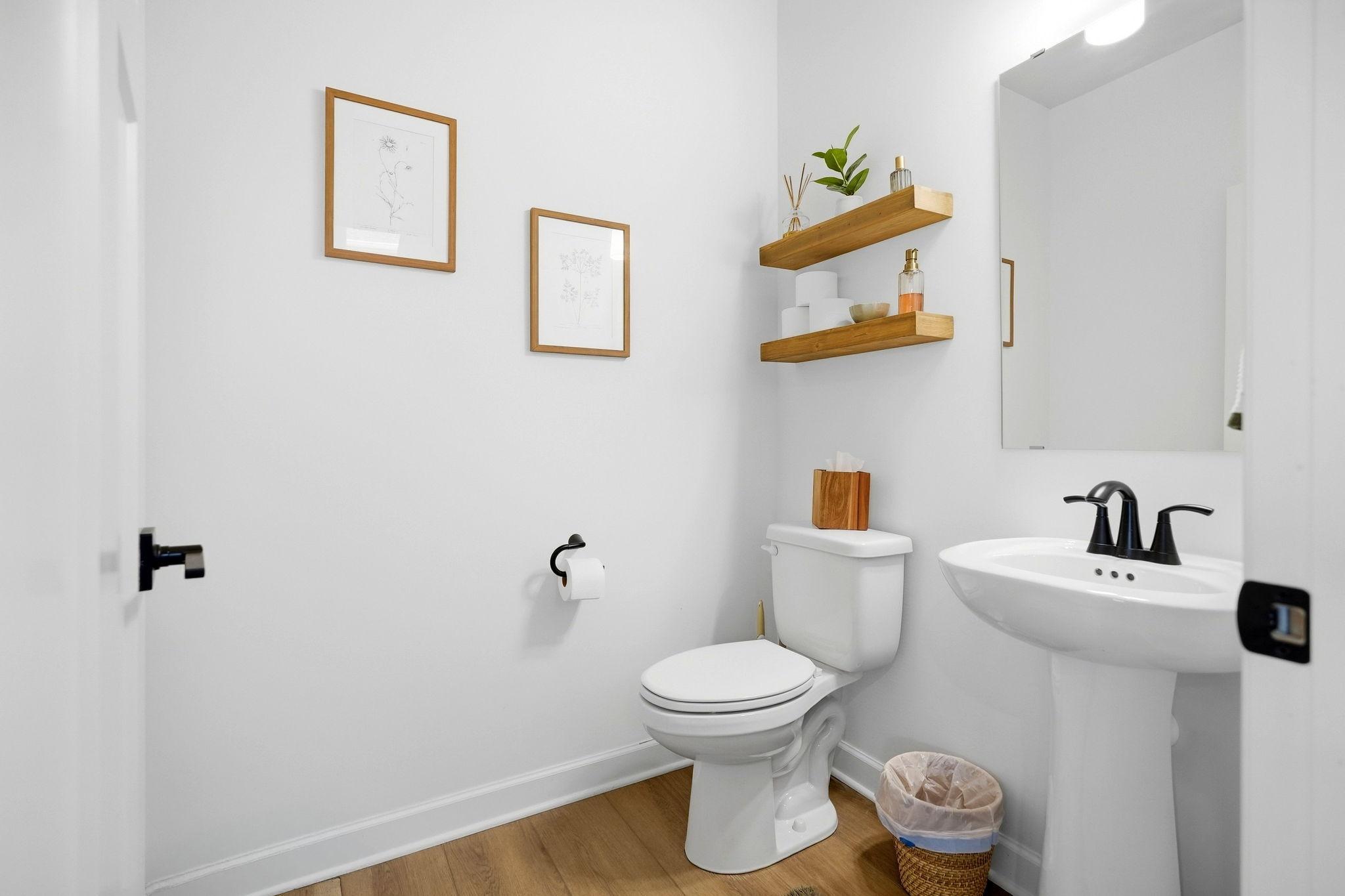 4043 Heath Lane N Property Photo 12