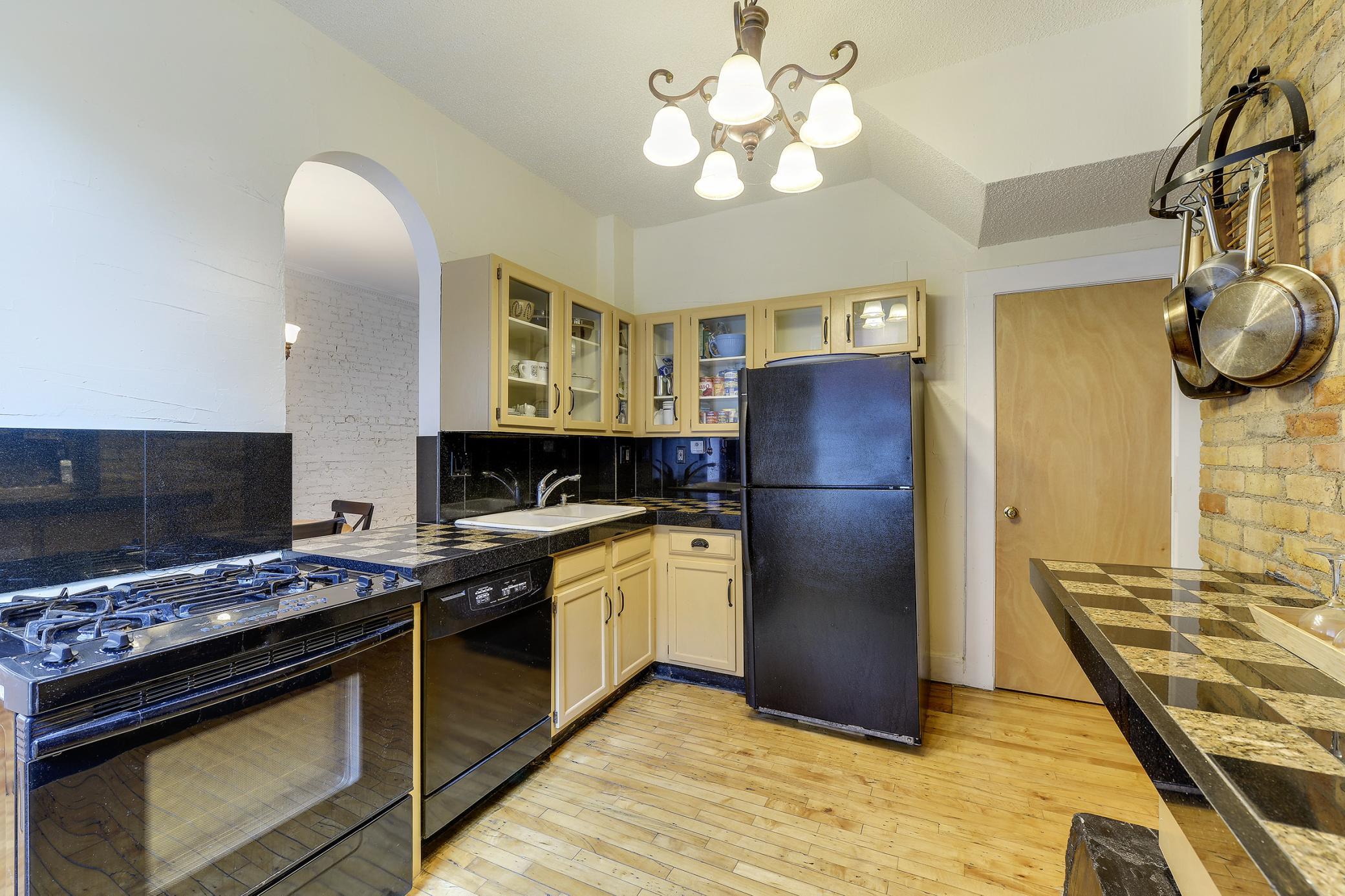 3 W 33rd Street Property Photo 12