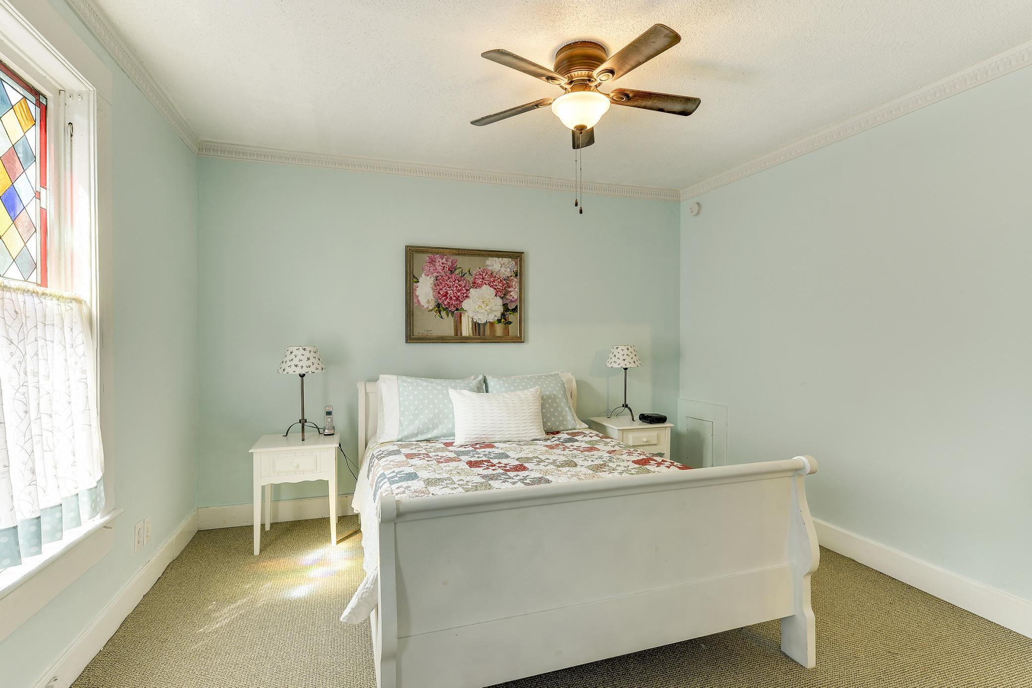 3 W 33rd Street Property Photo 15