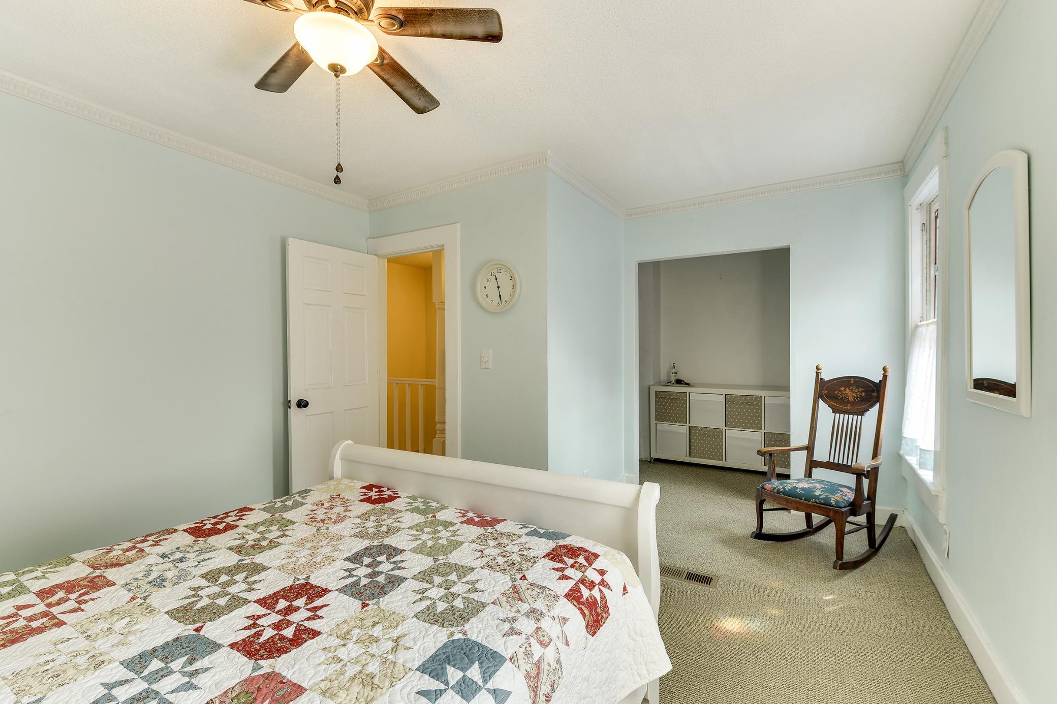 3 W 33rd Street Property Photo 16