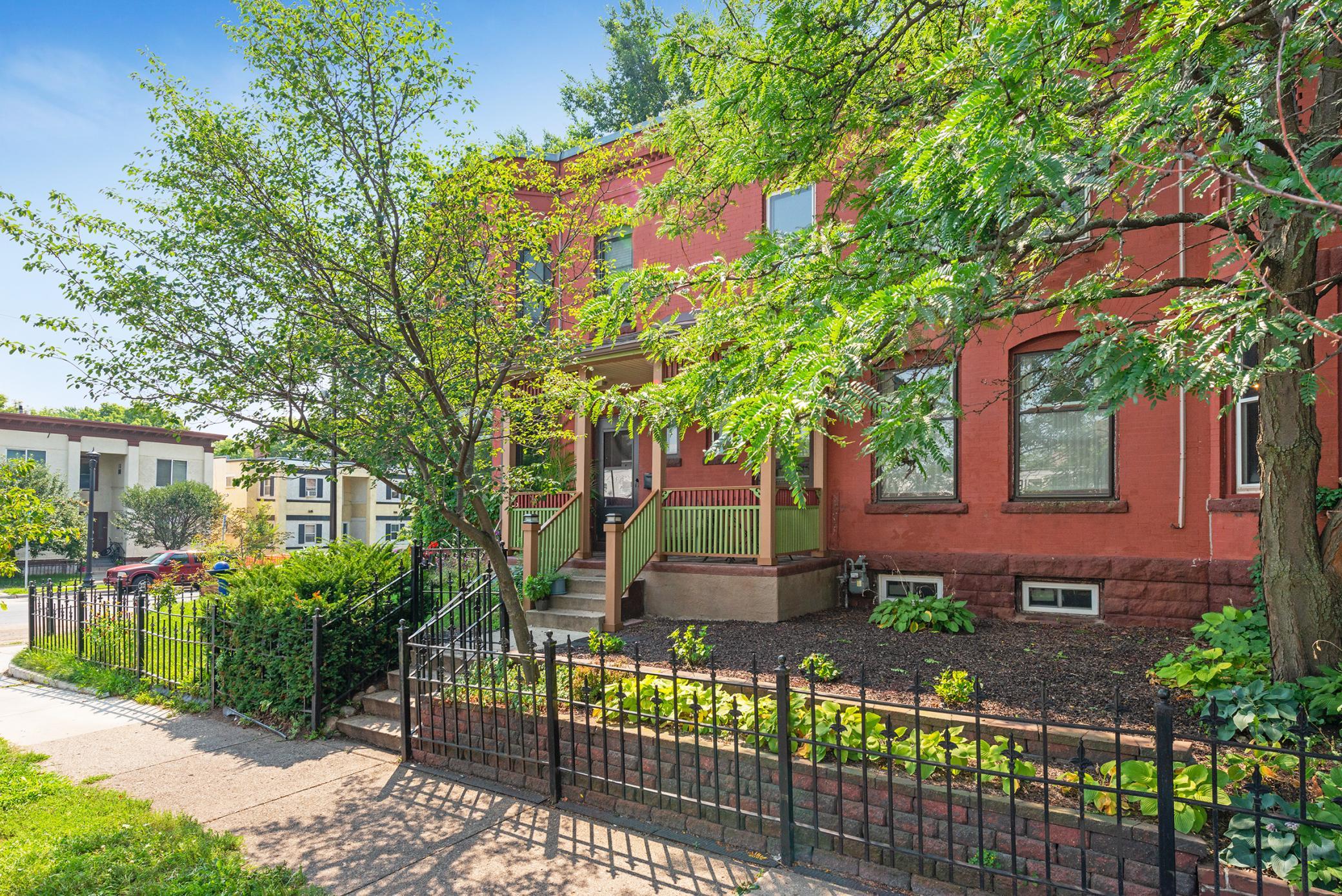 3 W 33rd Street Property Photo 23