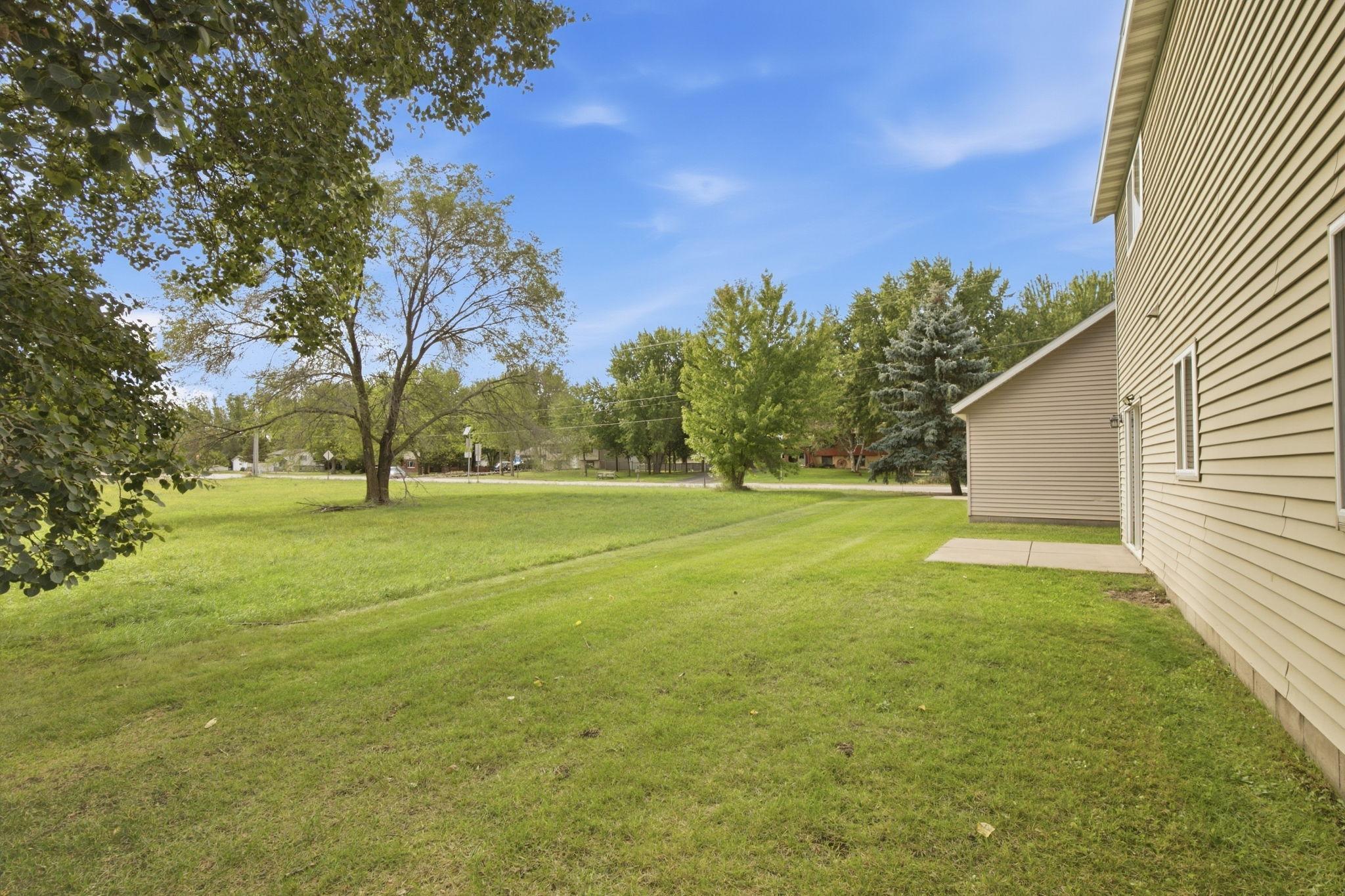 836 Aspen Circle Property Photo 3