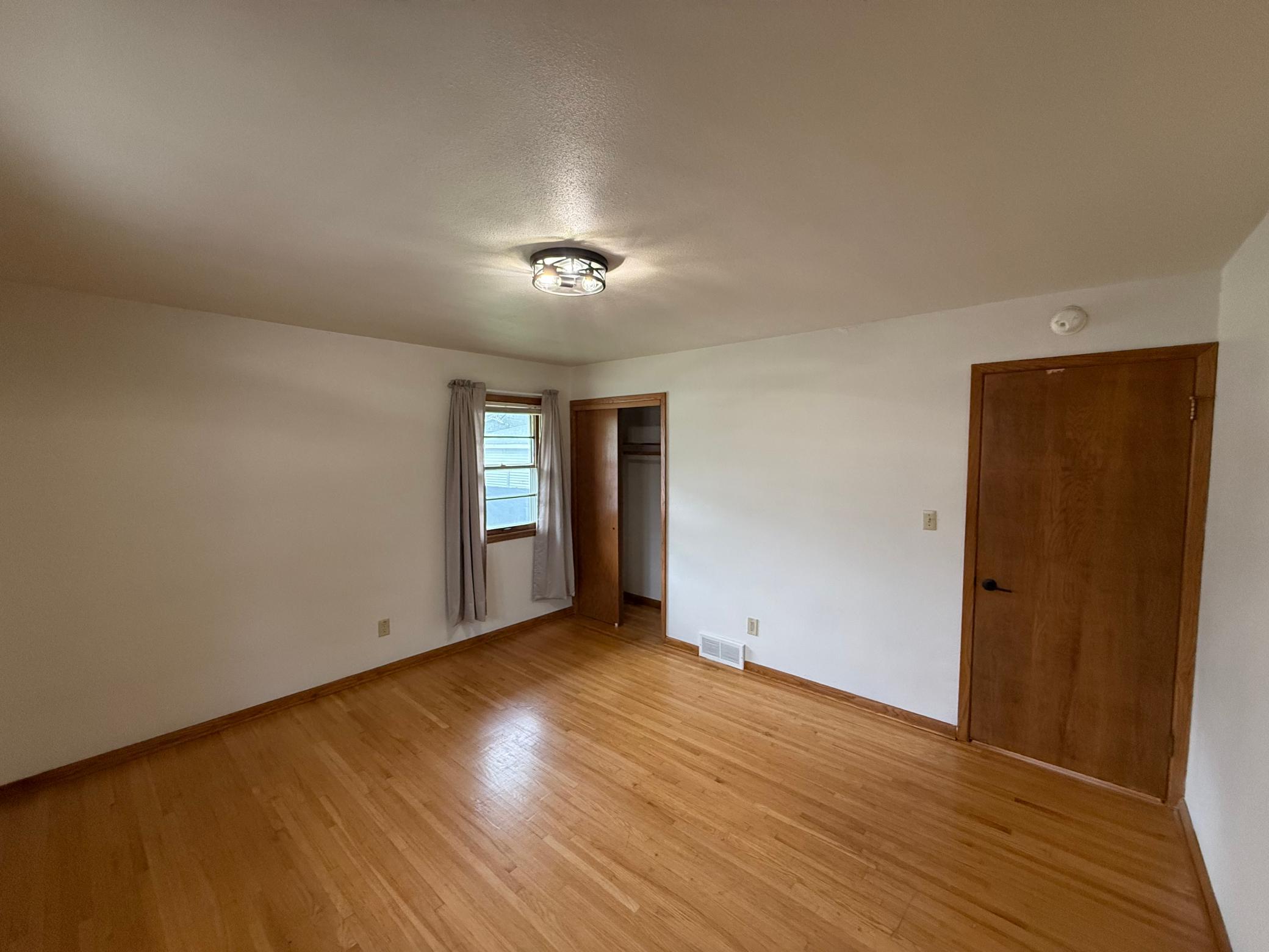 248 23rd Avenue N Property Photo 8