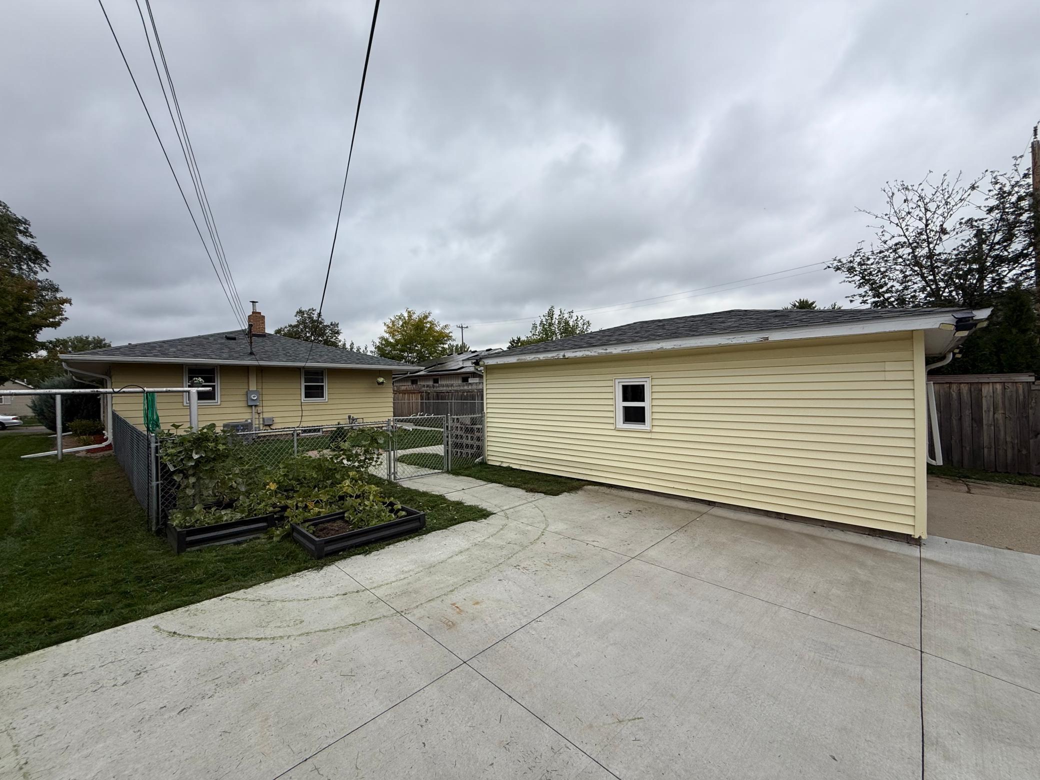 248 23rd Avenue N Property Photo 23