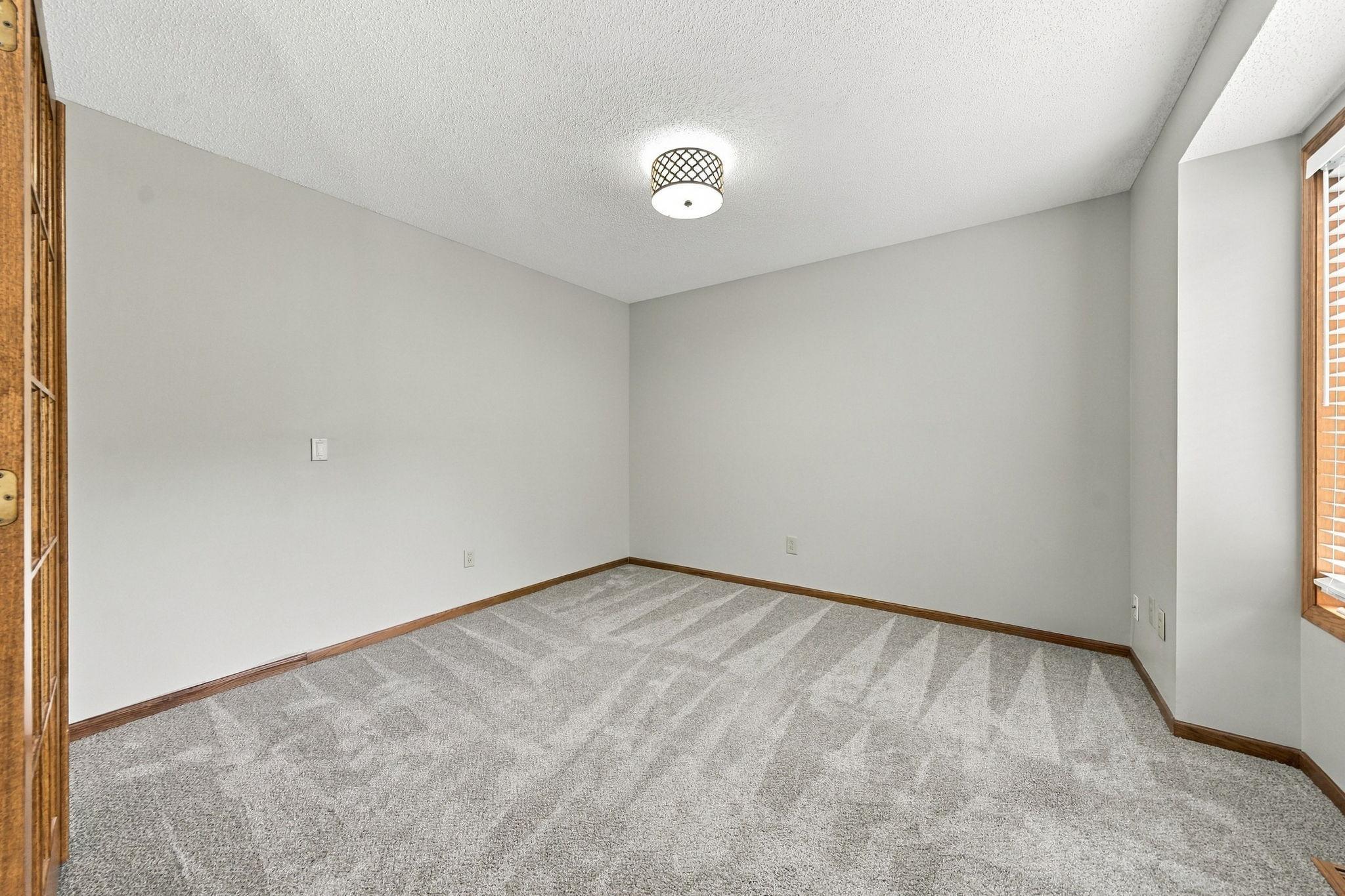 13610 Georgia Drive Property Photo 4