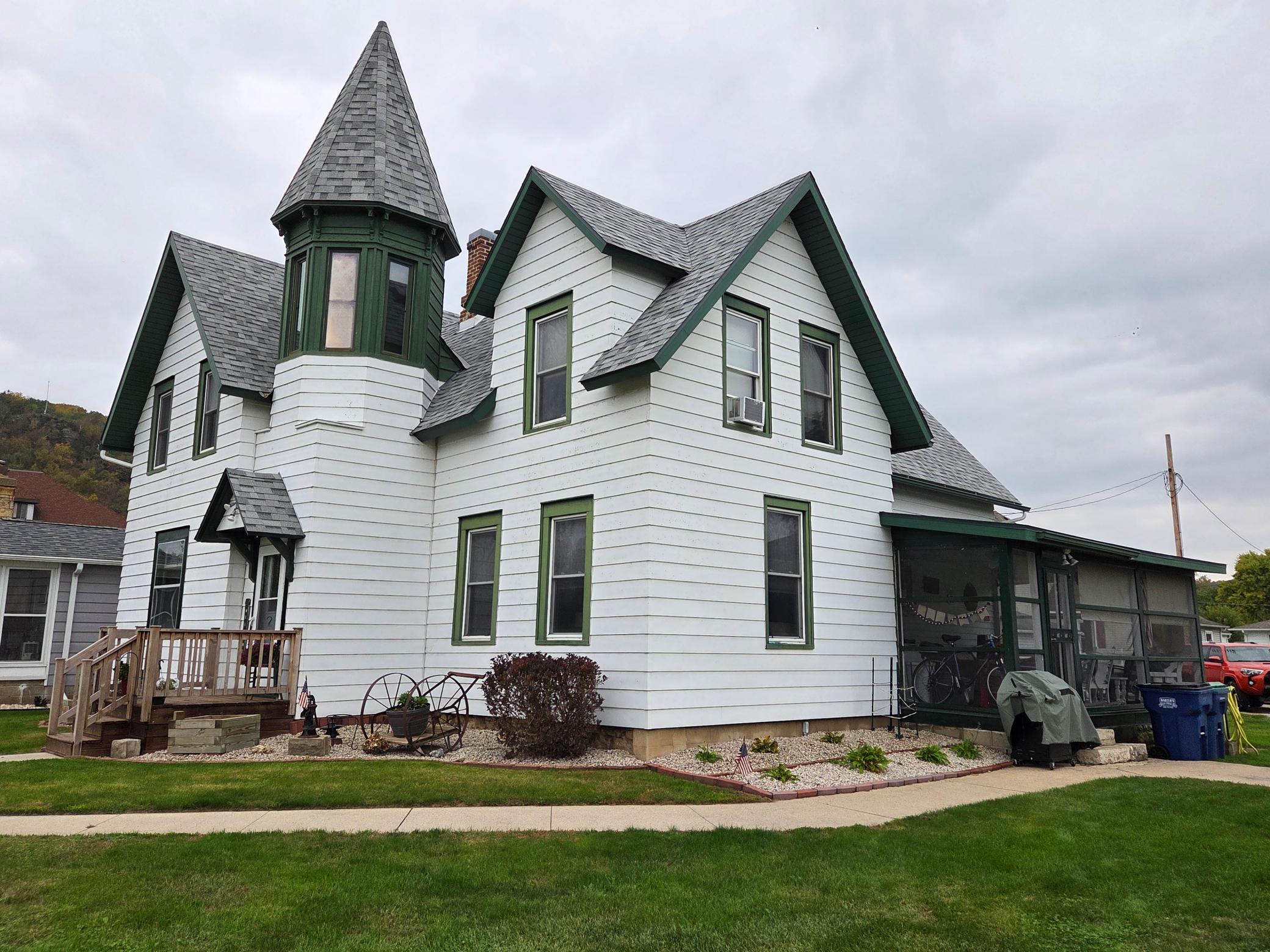 201 E Rushford Avenue Property Photo 4