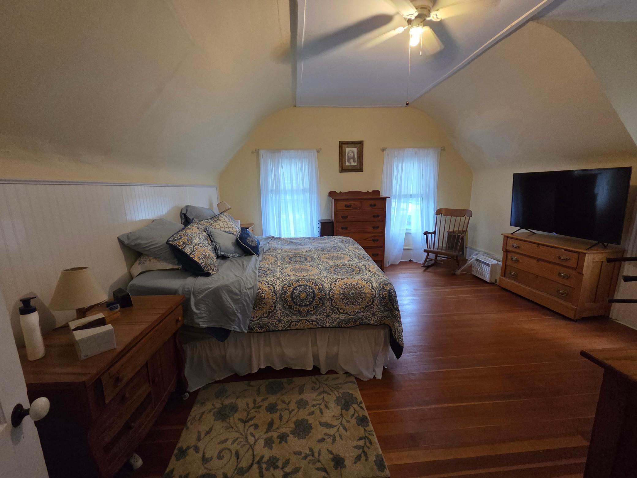 201 E Rushford Avenue Property Photo 21